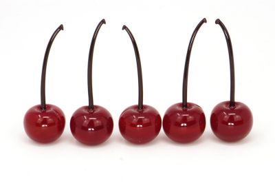 murano glass cherries
