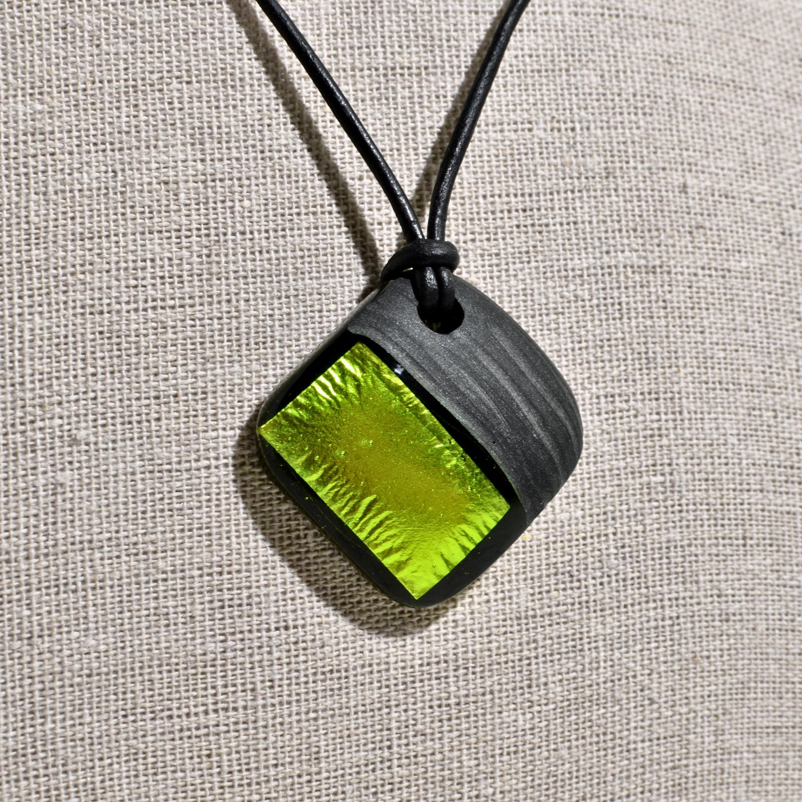 Modena Murano glass etched pendant necklace and matching earrings from My Italian Decor jewelry set, featuring handcrafted Italian glass jewelry.