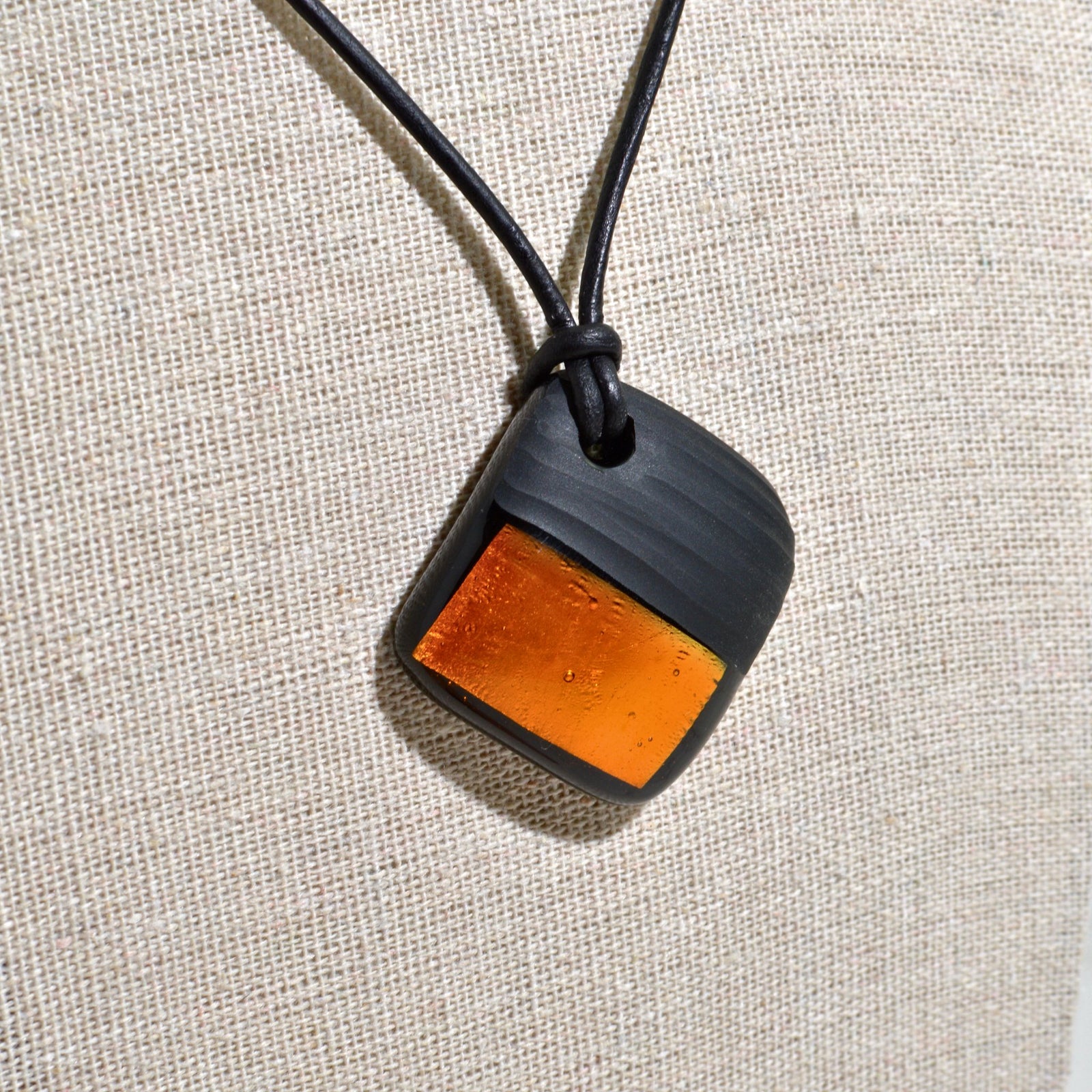 Modena Murano glass etched pendant necklace and matching earrings from My Italian Decor jewelry set, featuring handcrafted Italian glass jewelry.