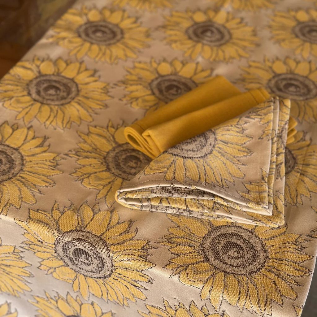 Busatti Van Gogh Sunflowers table runner by My Italian Decor featuring vibrant sunflower design and Italian craftsmanship.