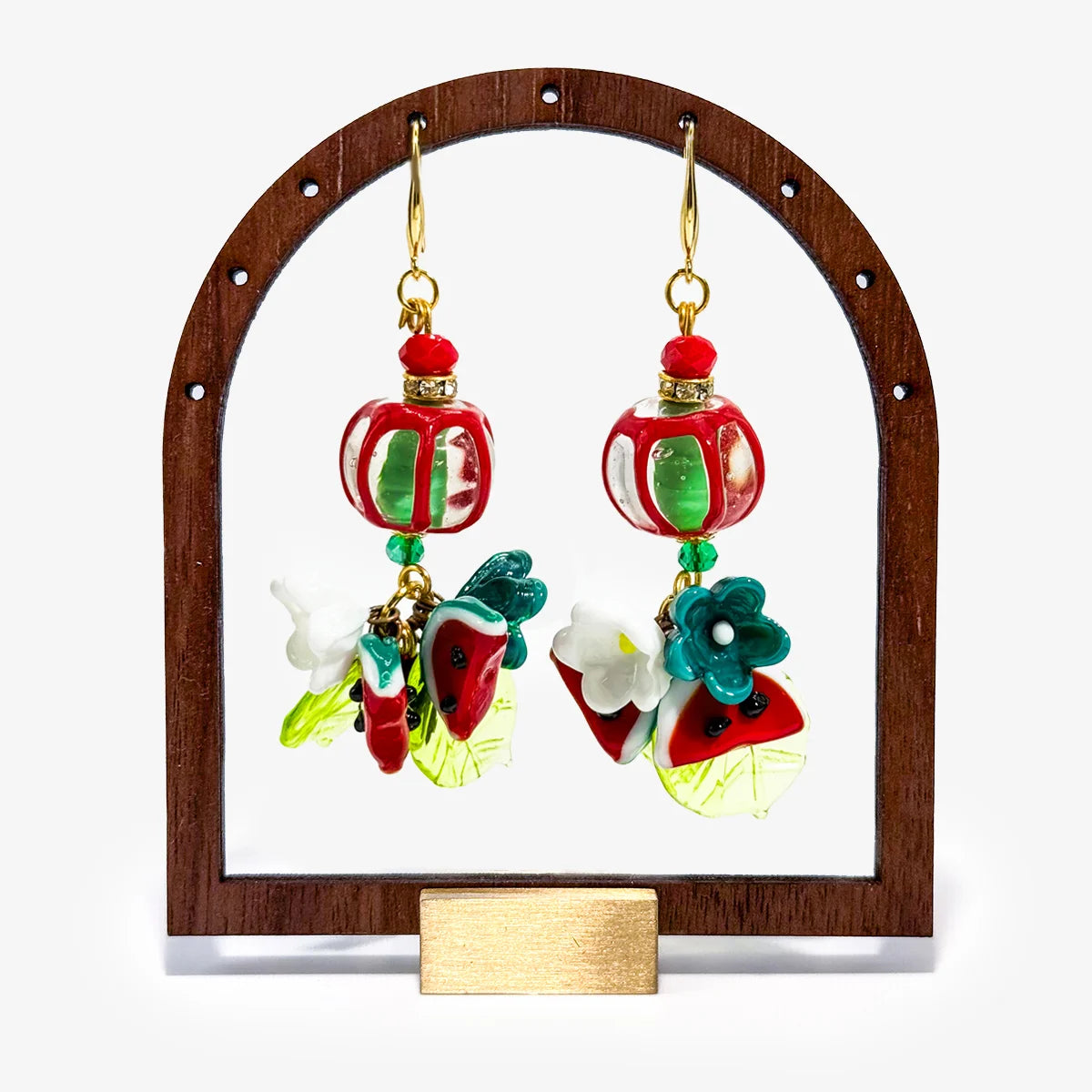 Handcrafted large bead bracelet and earrings set in watermelon red and green by My Italian Decor, featuring vibrant Italian craftsmanship.
