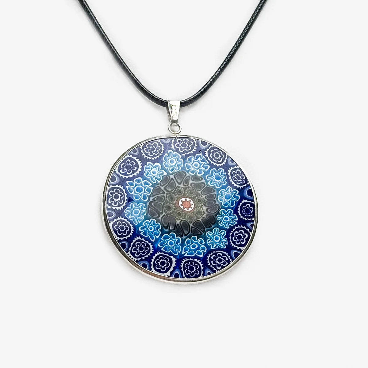 Large Millefiori disc pendant from My Italian Decor's charms and pendants collection, featuring colorful glass flower patterns.