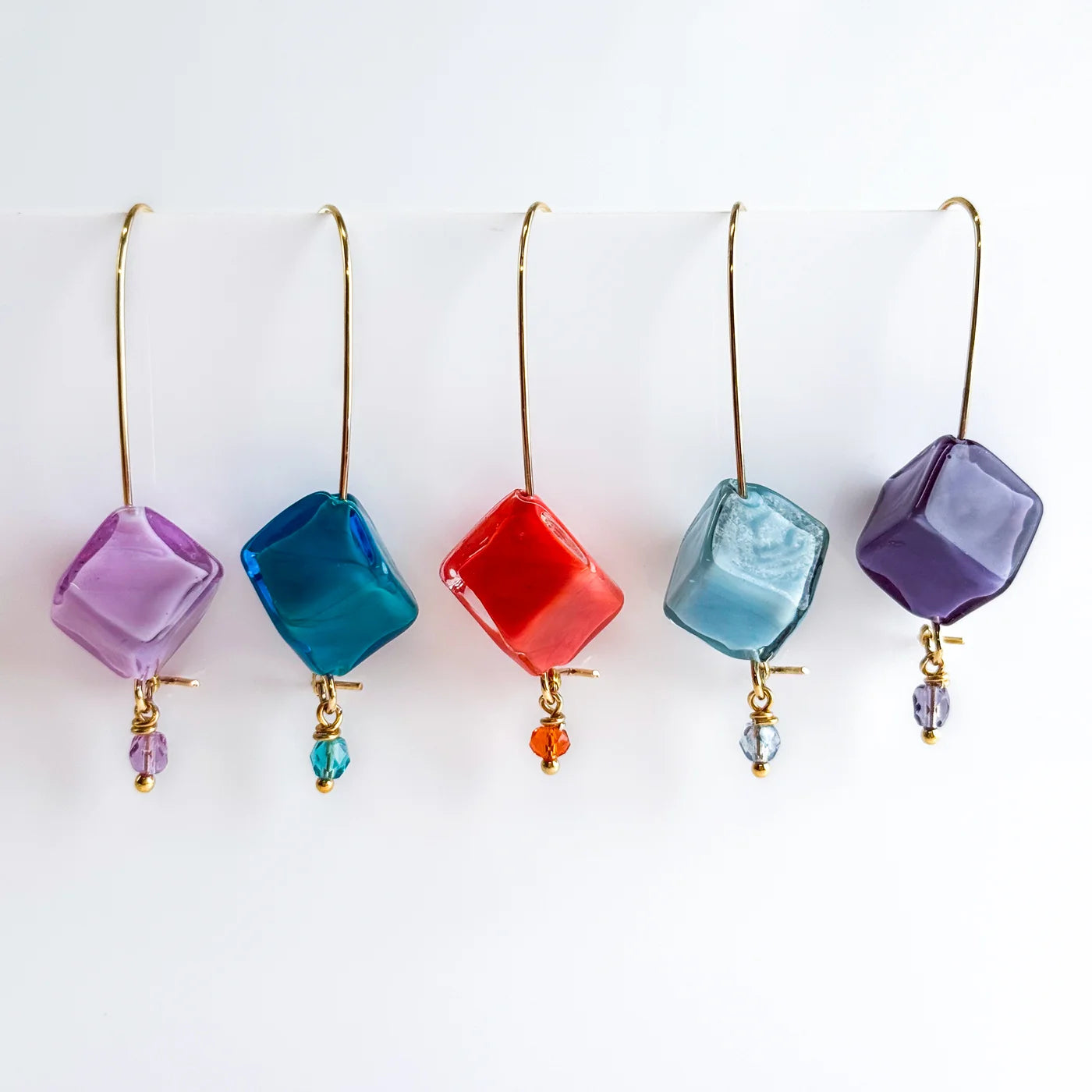 Gold Murano glass Dolce earrings by My Italian Decor, handcrafted in Italy, featuring cube-shaped glass design.