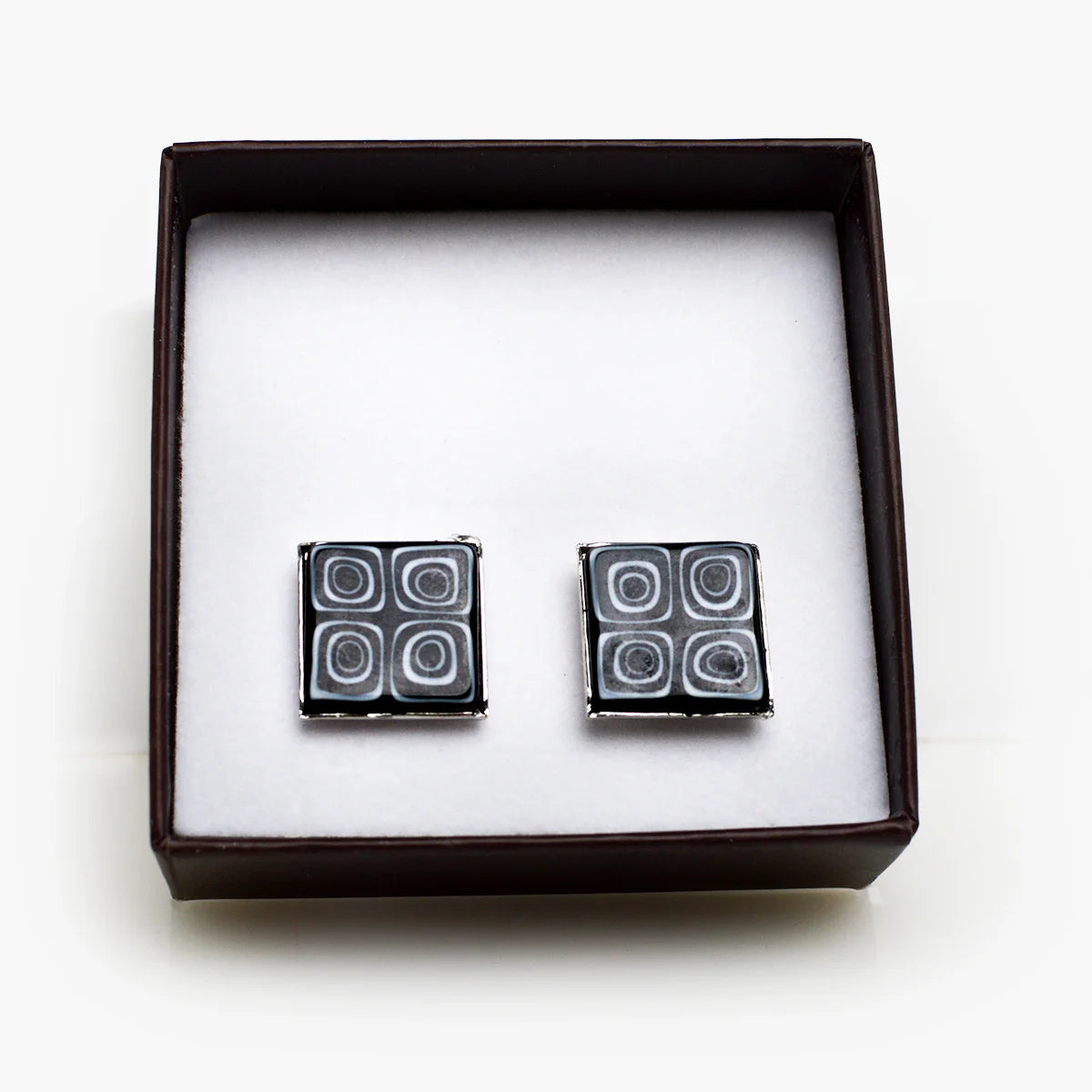 Elegant Murano glass cufflinks for men with colorful glass design, perfect as stylish gift accessories by My Italian Decor.