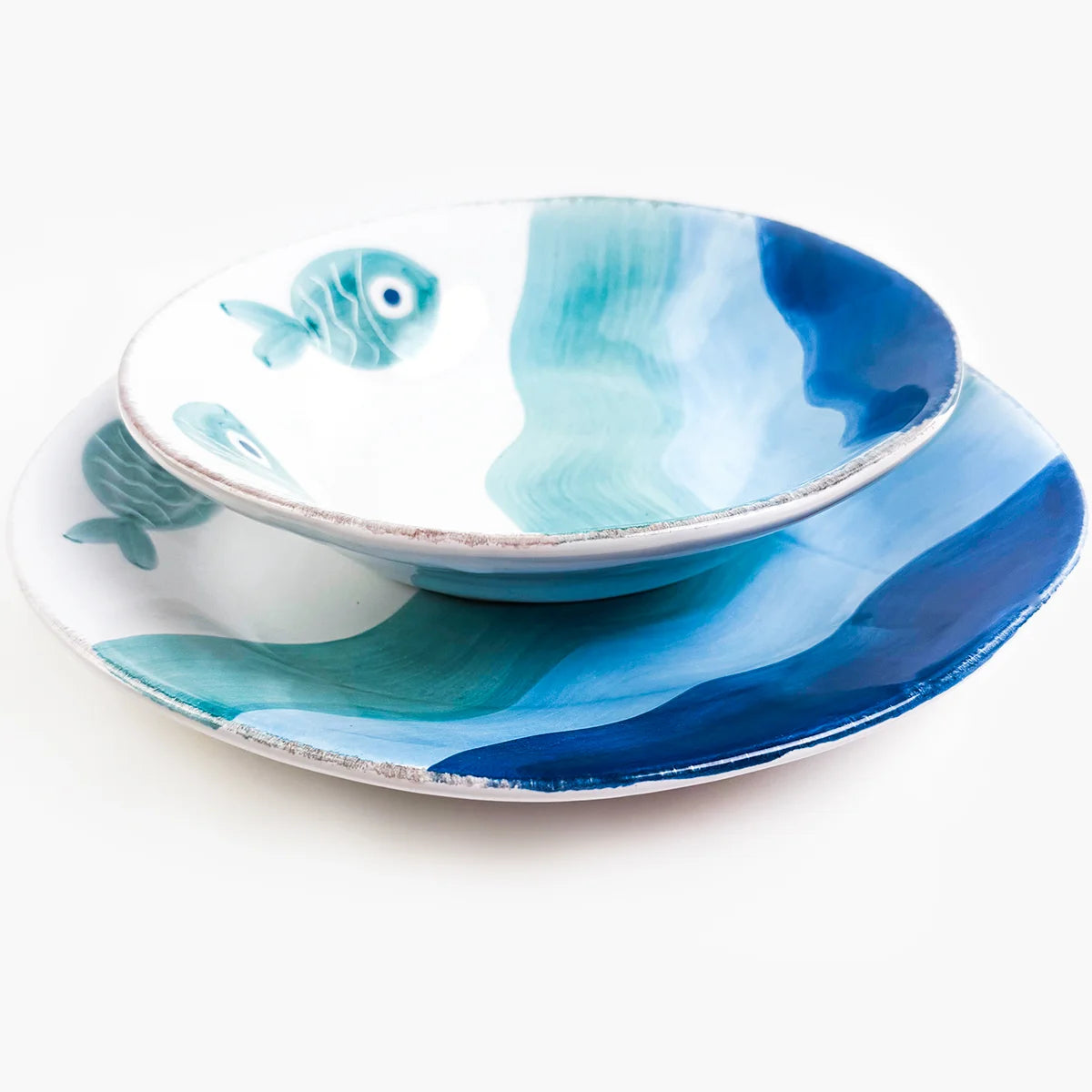 Fish design Tuscan ceramic dinner plates and pasta bowls set by My Italian Decor, featuring hand-painted fish motifs in Italy.