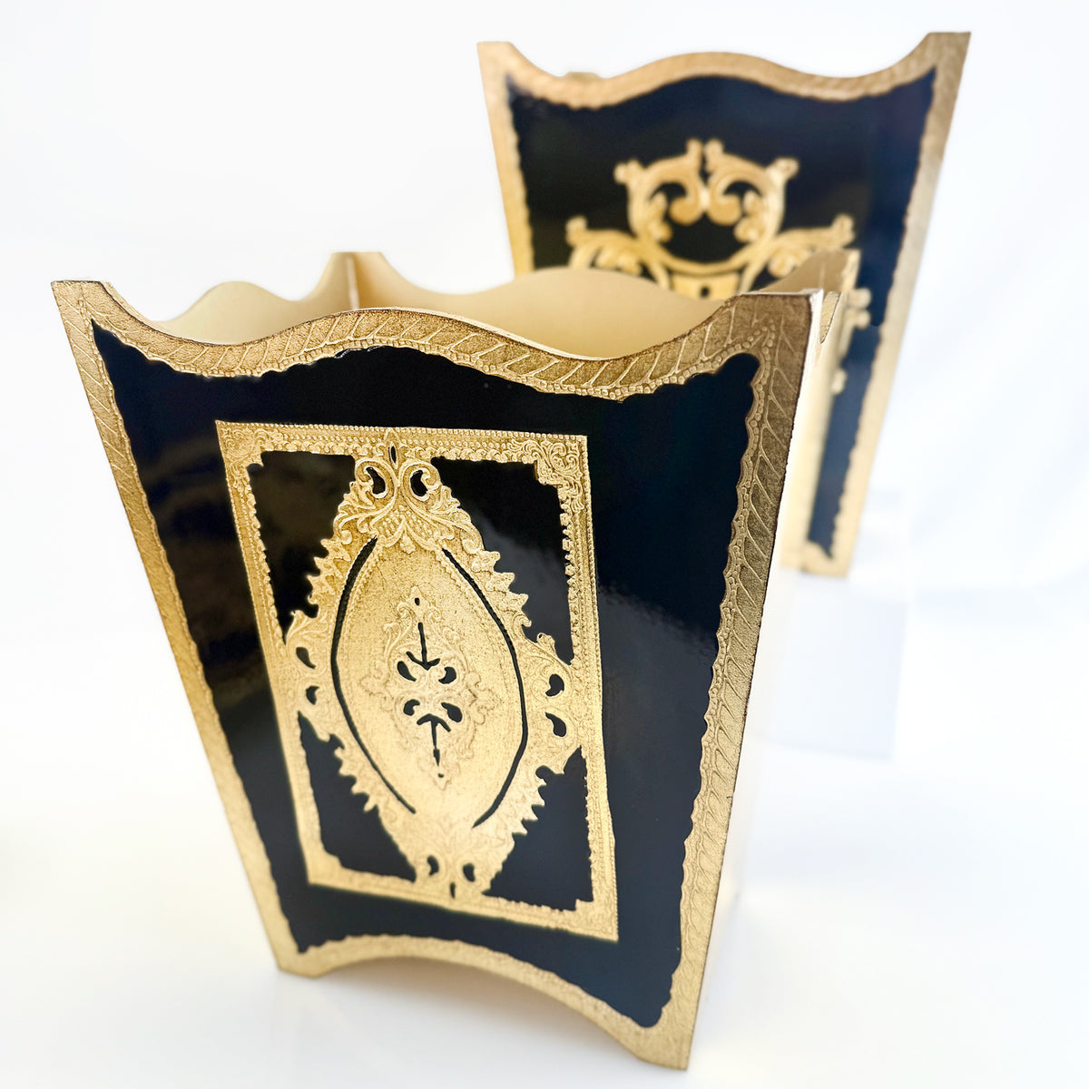 Italian Florentine Waste bin, Black &amp; Gold, Made in Itally