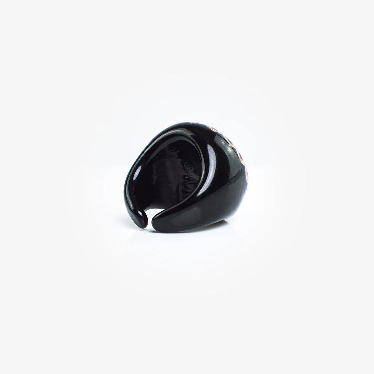 Black Murano glass lace statement ring made in Italy, featuring intricate lace design and crafted by My Italian Decor.
