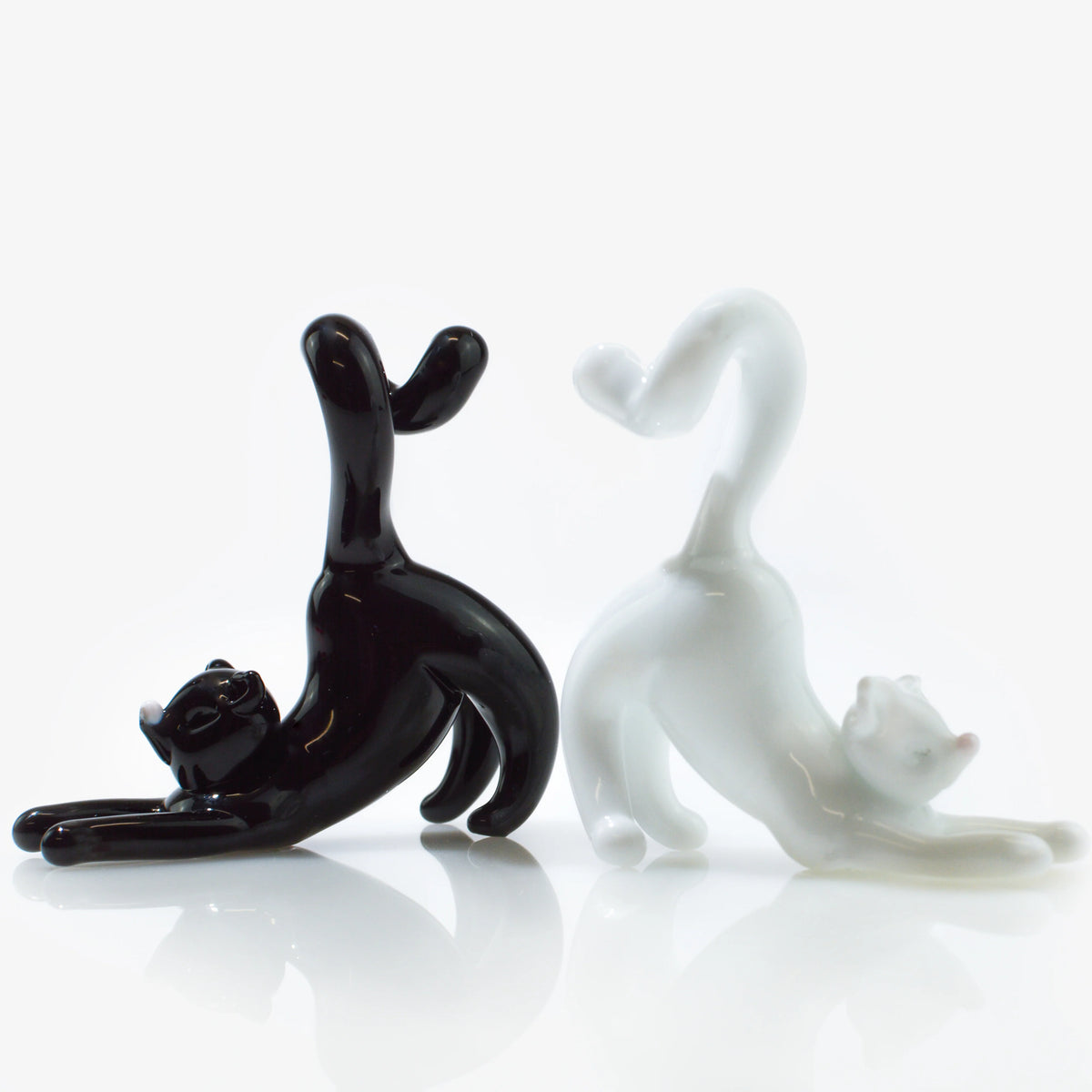 Murano Glass Stretching Cat Figurine