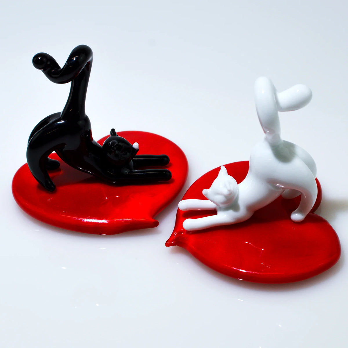 Murano Glass Stretching Cat Figurine