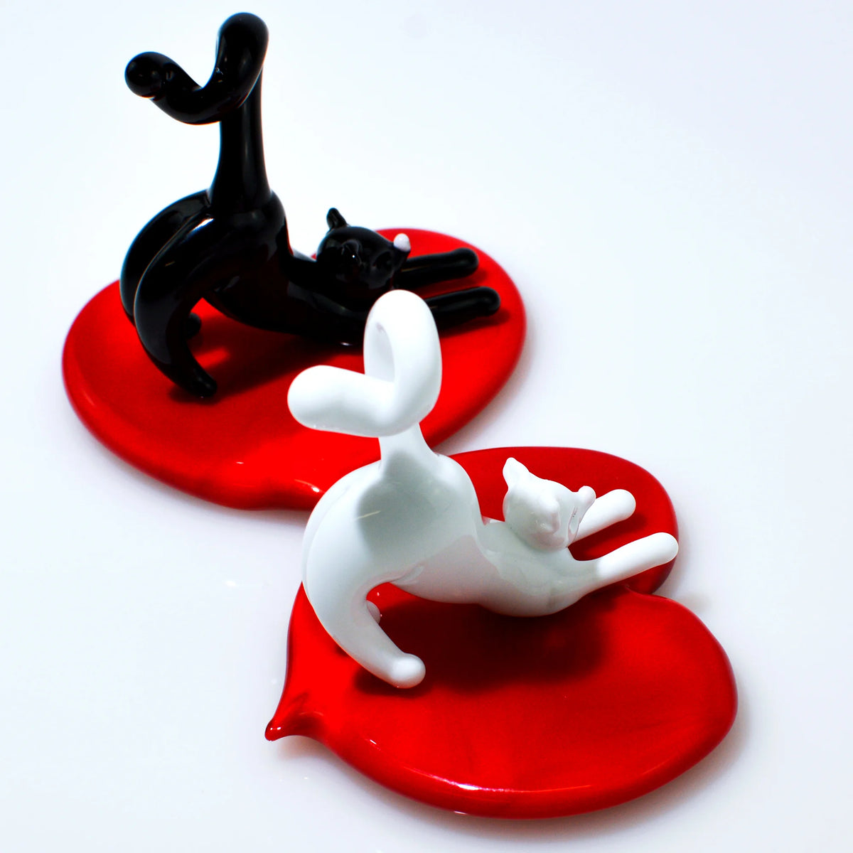 Murano Glass Stretching Cat Figurine