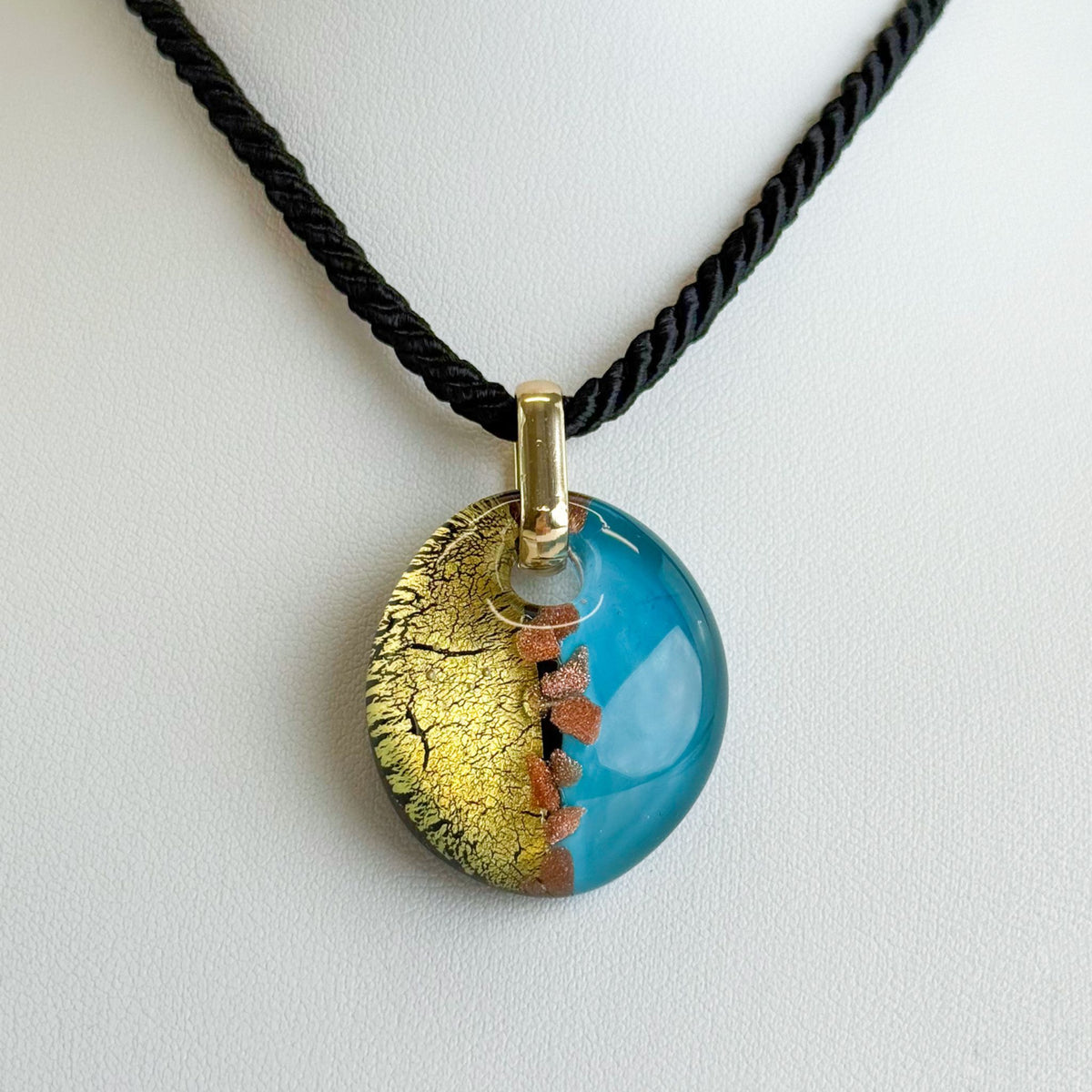 Italian Murano Glass Small Round Pendant Rialto Necklace