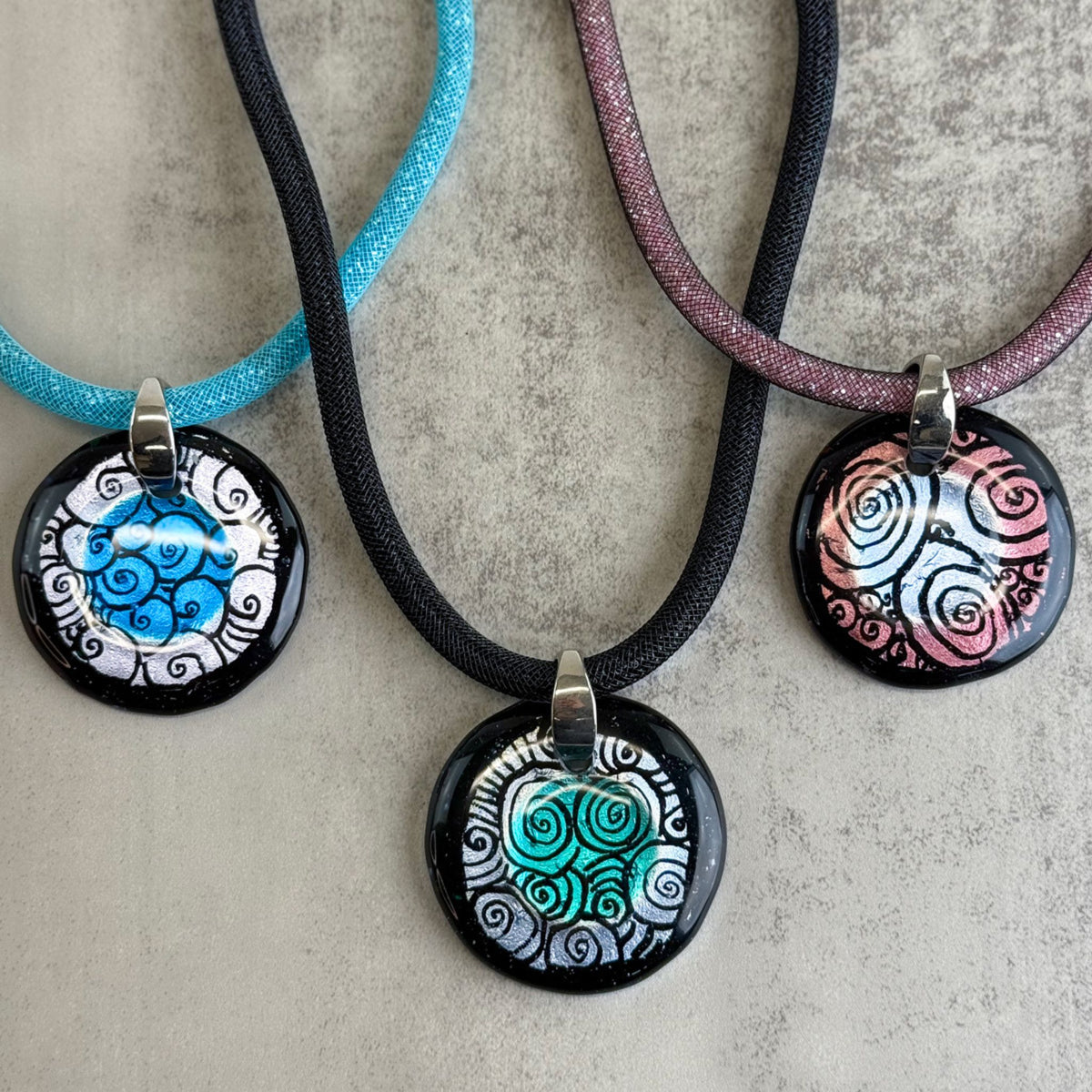 Italian Murano Glass X-Large Round Pendant Chunky Necklace