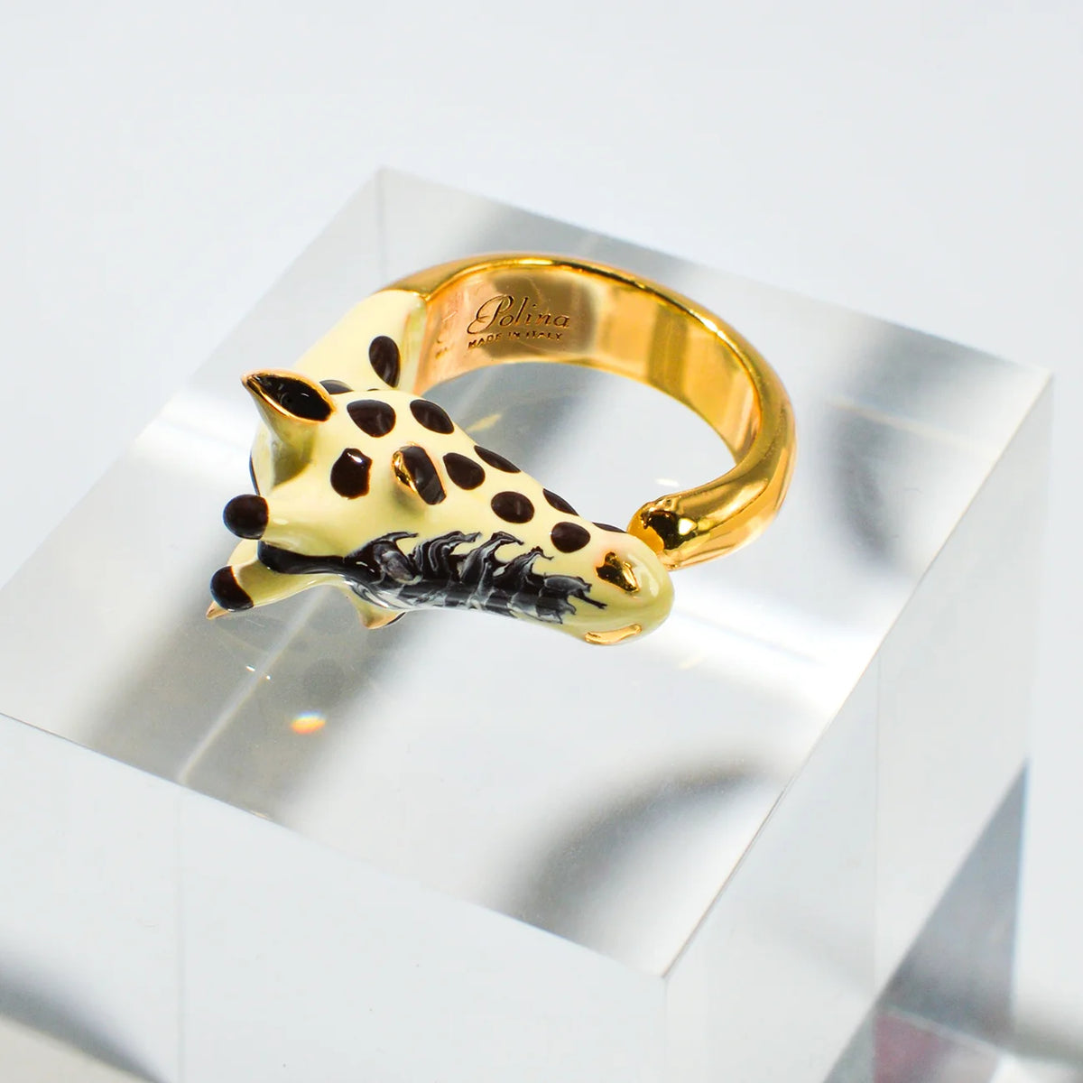 Giraffe enamel jewelry set by My Italian Decor, made in Italy