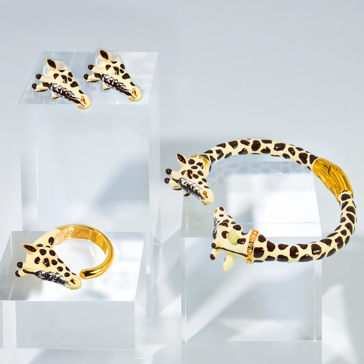 Giraffe enamel jewelry set by My Italian Decor, made in Italy