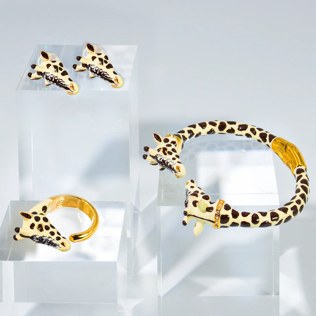 Giraffe enamel jewelry set by My Italian Decor, made in Italy