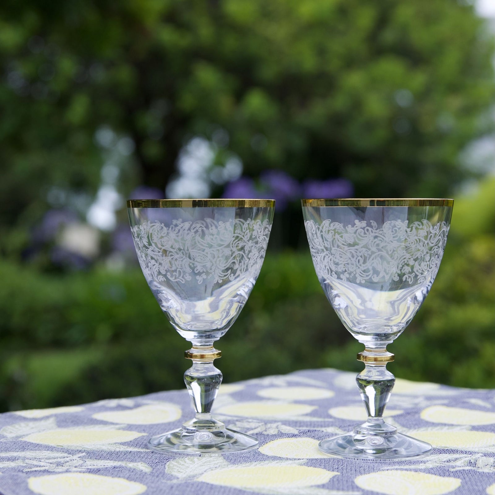 Set of 2 Gold Rim Etched Italian Paolina Wine Goblets - My Italian Decor