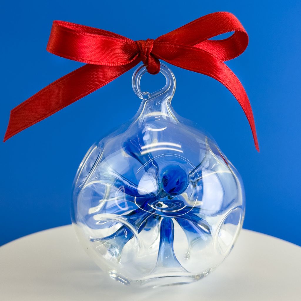 Blown Clear Glass Ornament with internal colored star shape, Made in italy - My Italian Decor