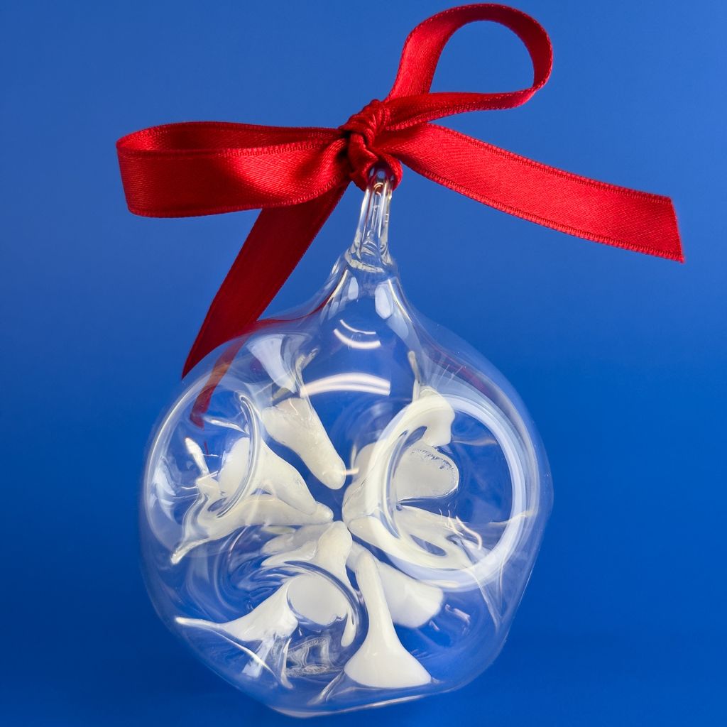 Blown Clear Glass Ornament with internal colored star shape, Made in italy - My Italian Decor
