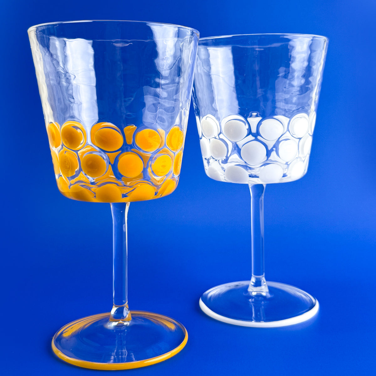 Set of 2 Dots Wine Glasses - Made in Italy