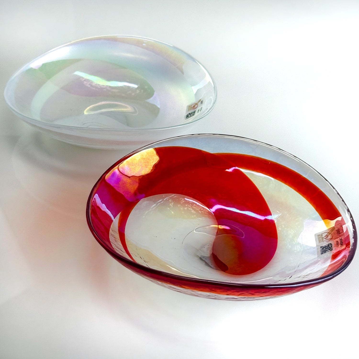 Murano glass shallow spiral bowl by My Italian Decor, featuring vibrant colors and intricate spiral design, made in Italy.