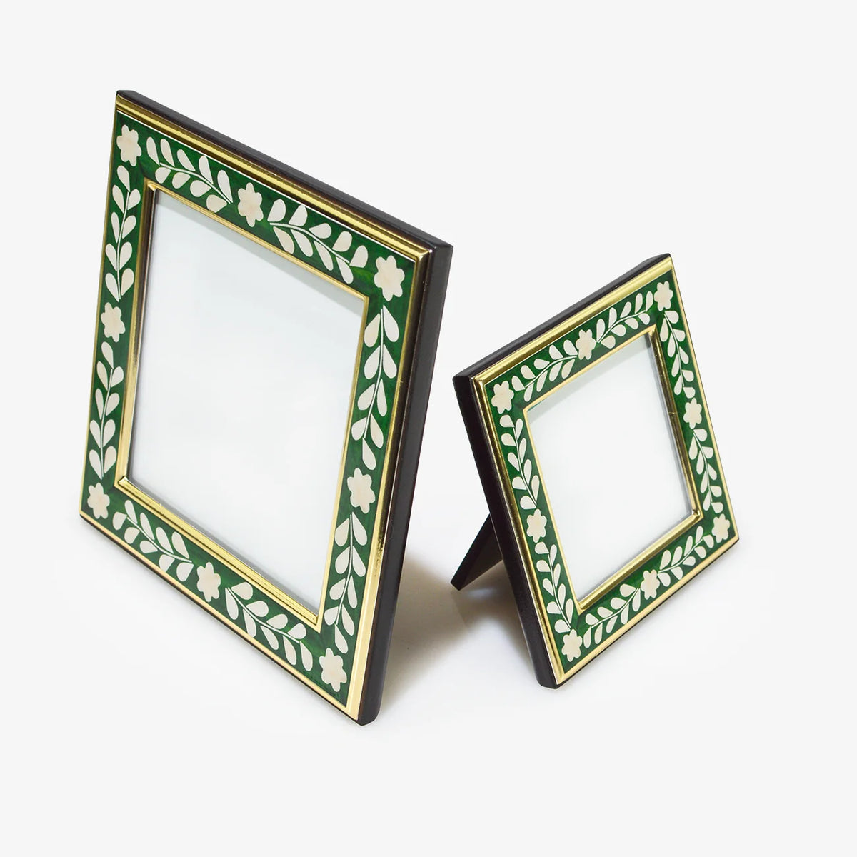 Square Green & White Photo Frame
