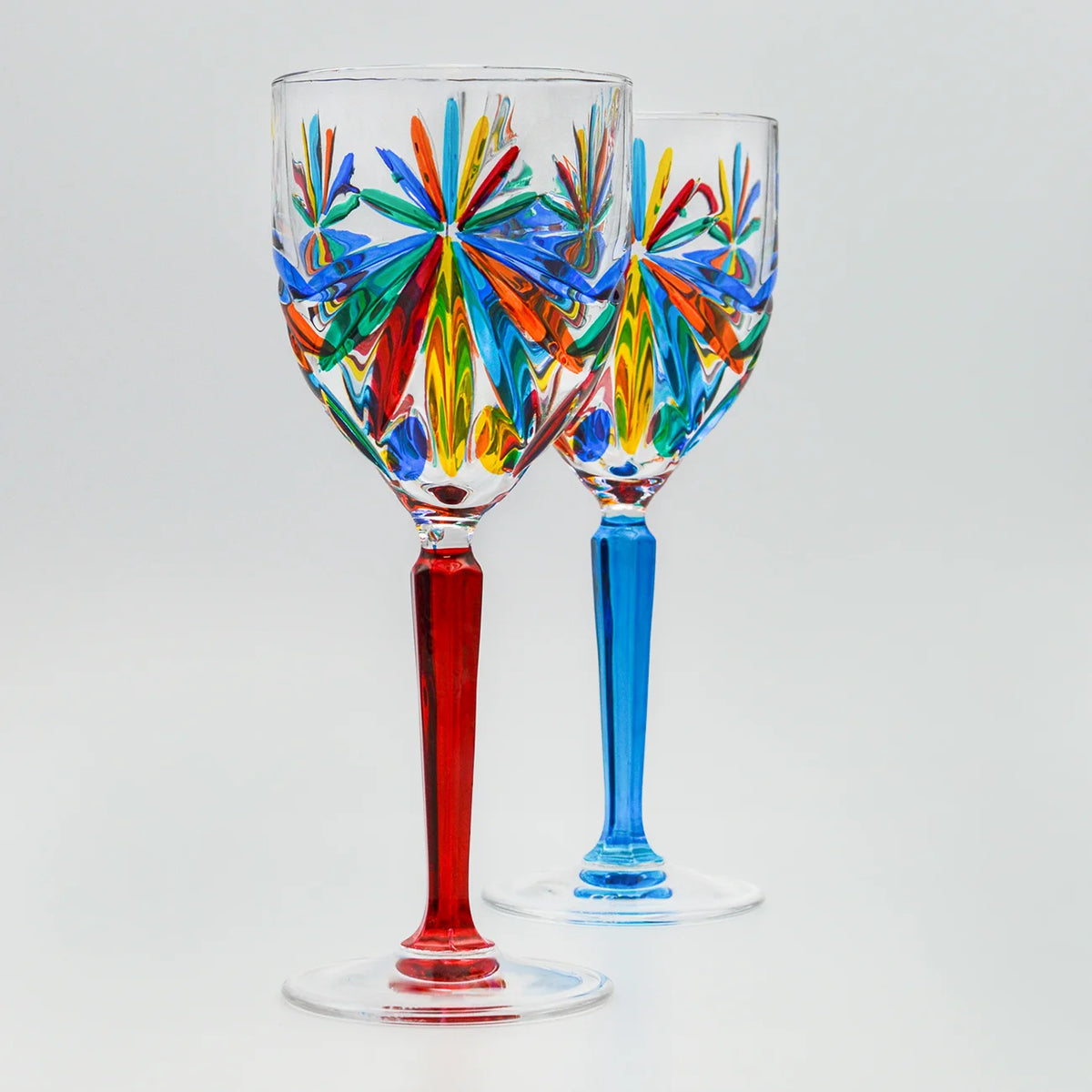 Set of two DZ hand-painted Italian crystal wine glasses with starburst design, elegant wine goblets for special occasions