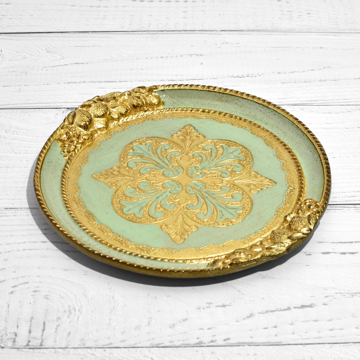 Florentine Carved Wood Small Circle Lemon Tray