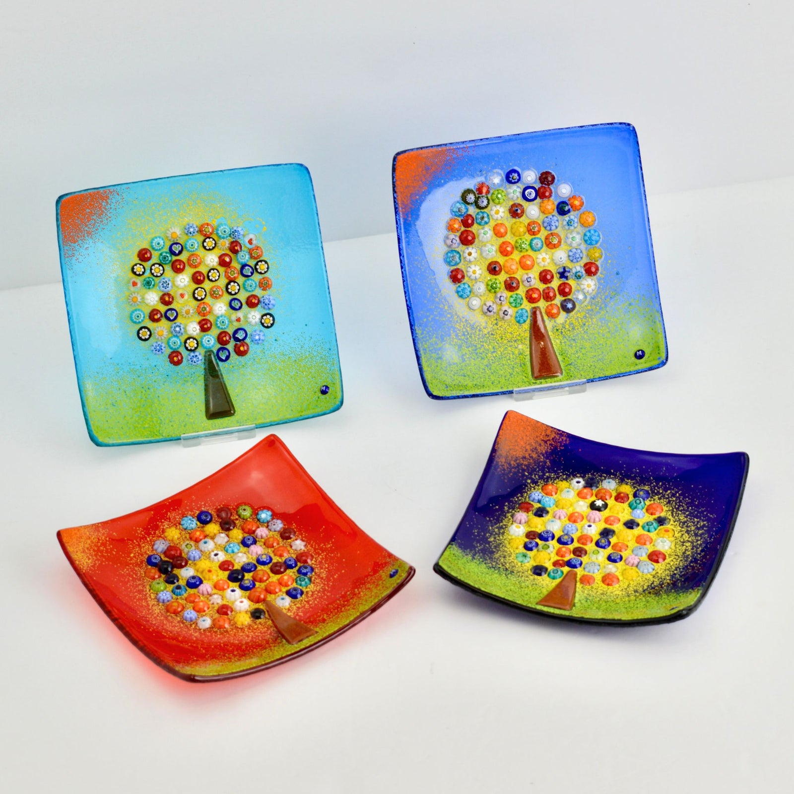 Small Murano glass Tree of Life dish, decorative tray with colorful glass leaves, handcrafted by MyItalianDecor.