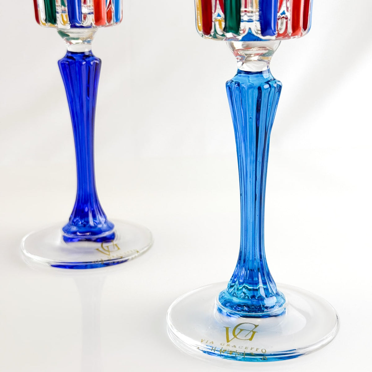 Set of 2 Champagne Glasses - Timeless Multicolor Opaque