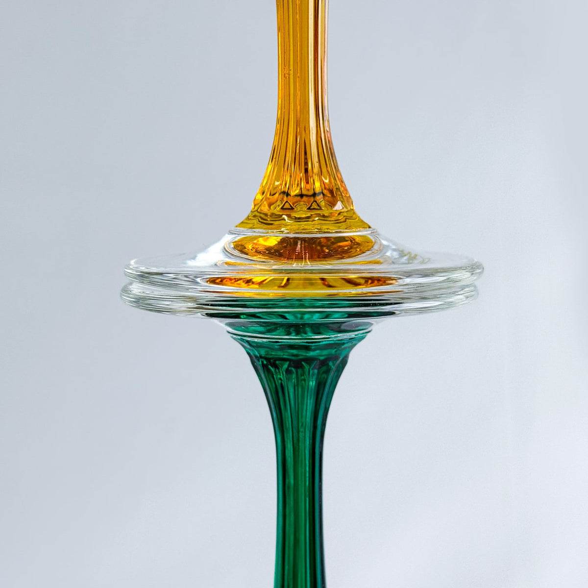 Set of 2 Champagne Glasses - Timeless Multicolor Opaque