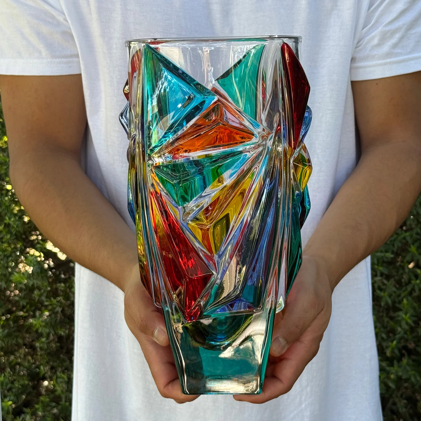 DZ Empress Vase made of hand-painted Italian crystal, featuring intricate designs and a elegant shape.