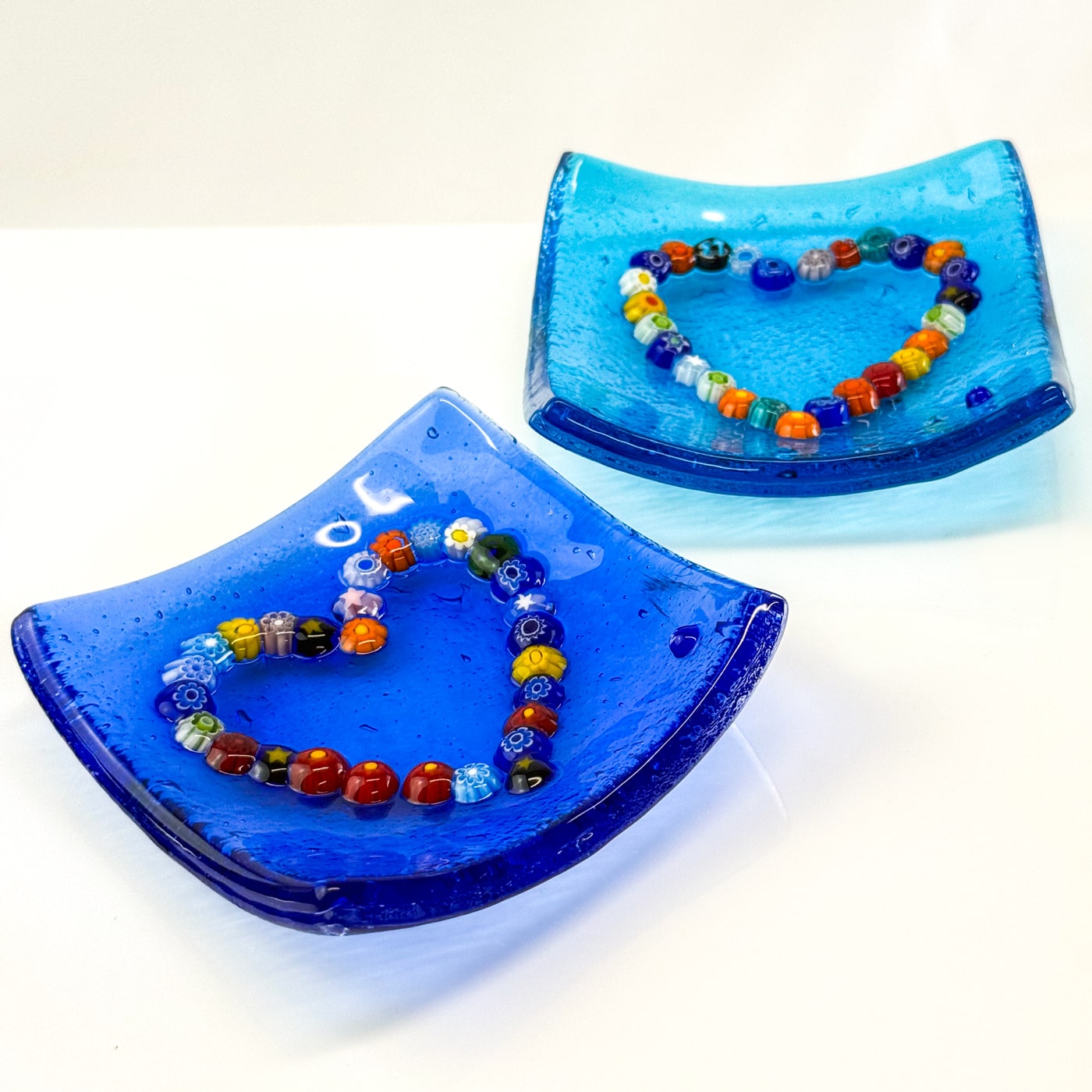 Decorative Murano glass heart dish with Millefiori pattern, 4-inch catch-all tray for jewelry or small items.