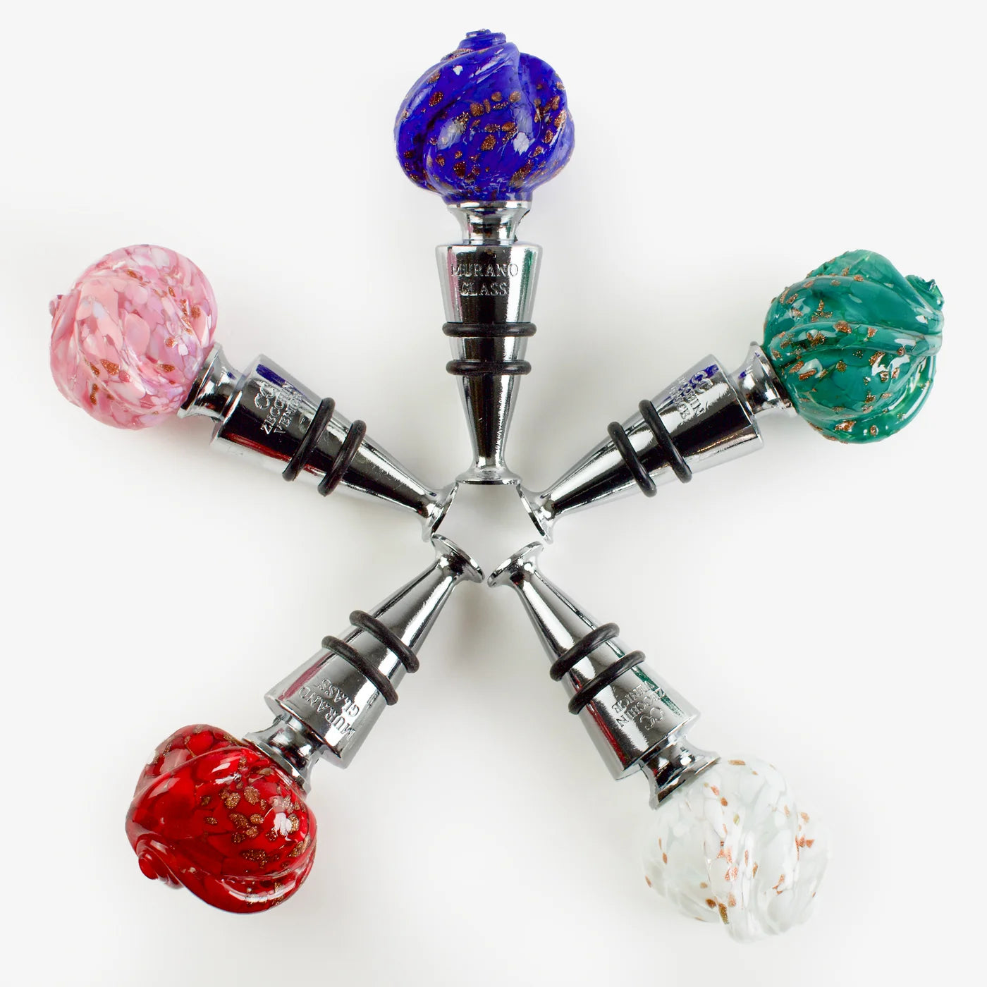 Murano glass wine stopper in rose style with a decorative glass rose design, perfect for preserving wine bottles.
