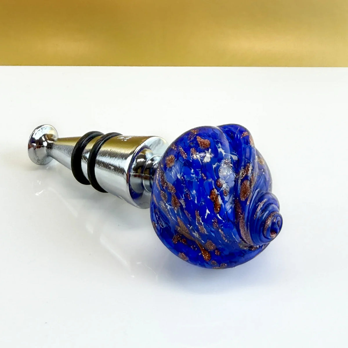 Murano Glass Rose Style Wine Stopper by My Italian Decor, featuring a delicate pink rose design for elegant wine preservation.