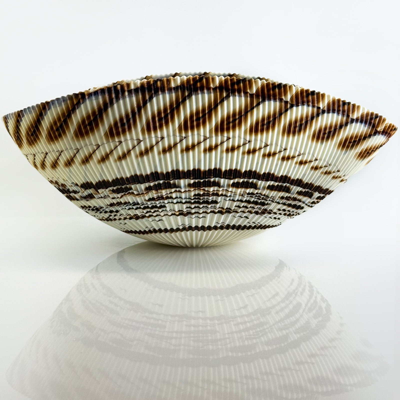 Large Murano glass shell-shaped decorative bowl by My Italian Decor, 17-inch Italian-made art piece with vibrant colors.