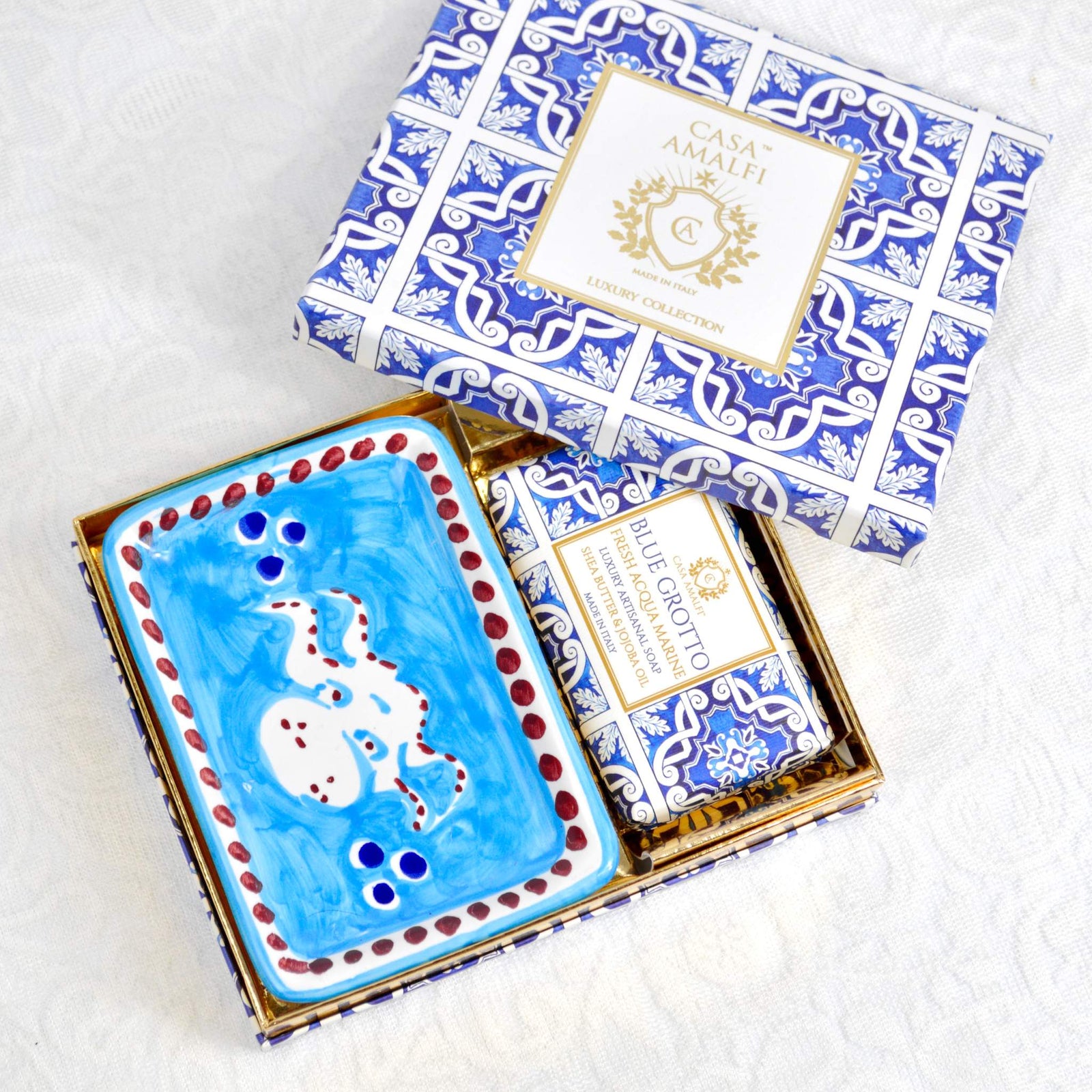Blue octopus-themed soap and dish set by My Italian Decor, featuring bar soap and matching dish in a decorative box.