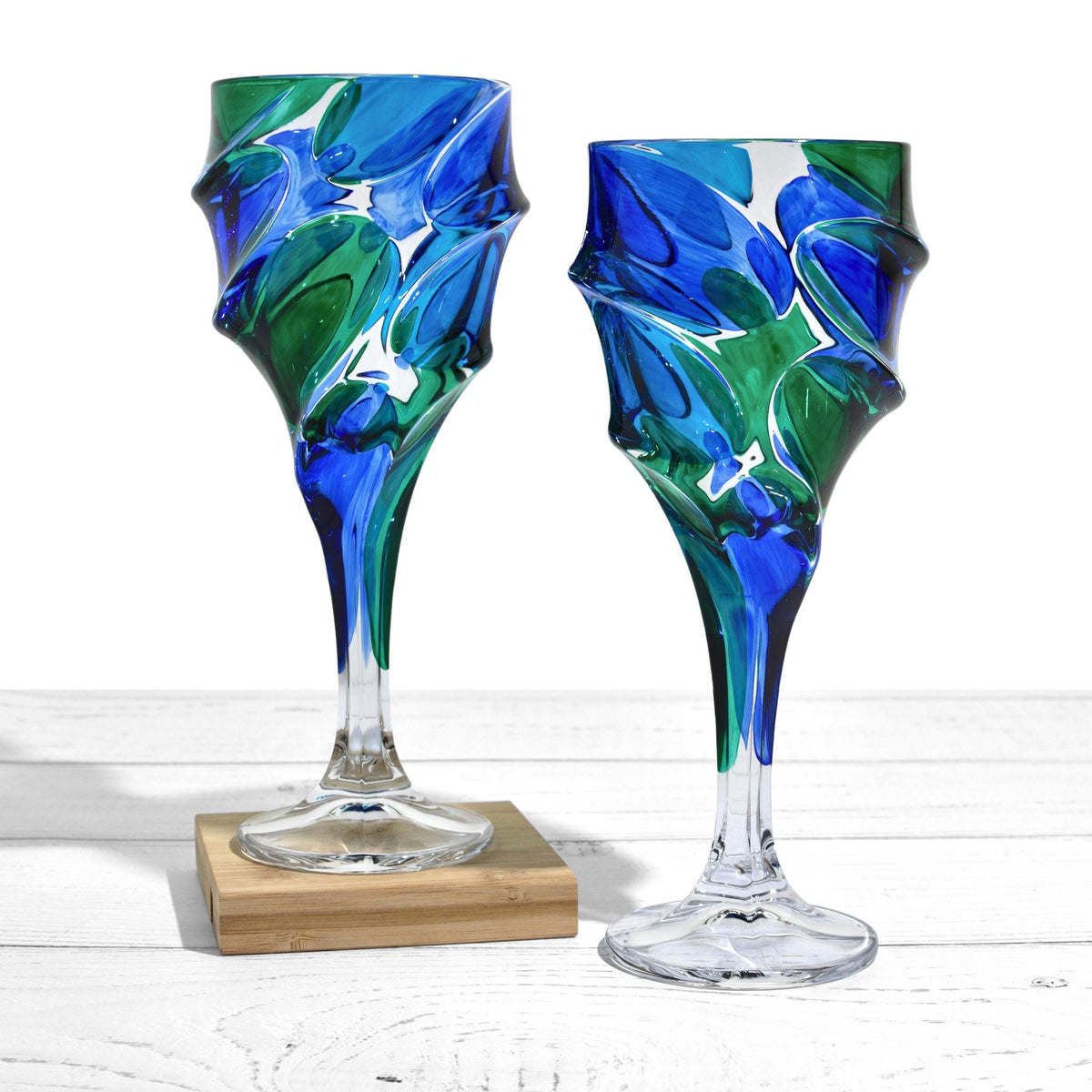 Caly Italian Crystal Wine Glasses, Blue/Green, Set of 2