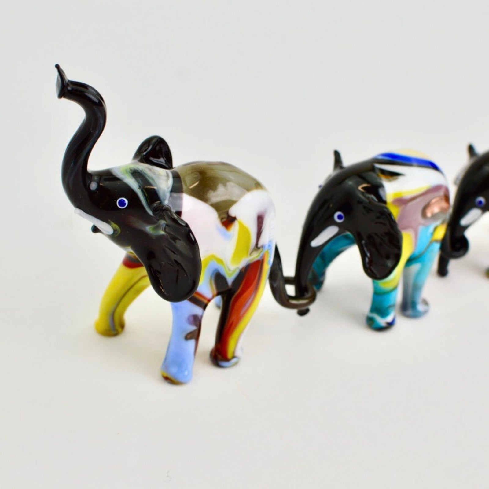 Murano Glass Elephant Family, Set of 3, Handcrafted In Italy - My Italian Decor