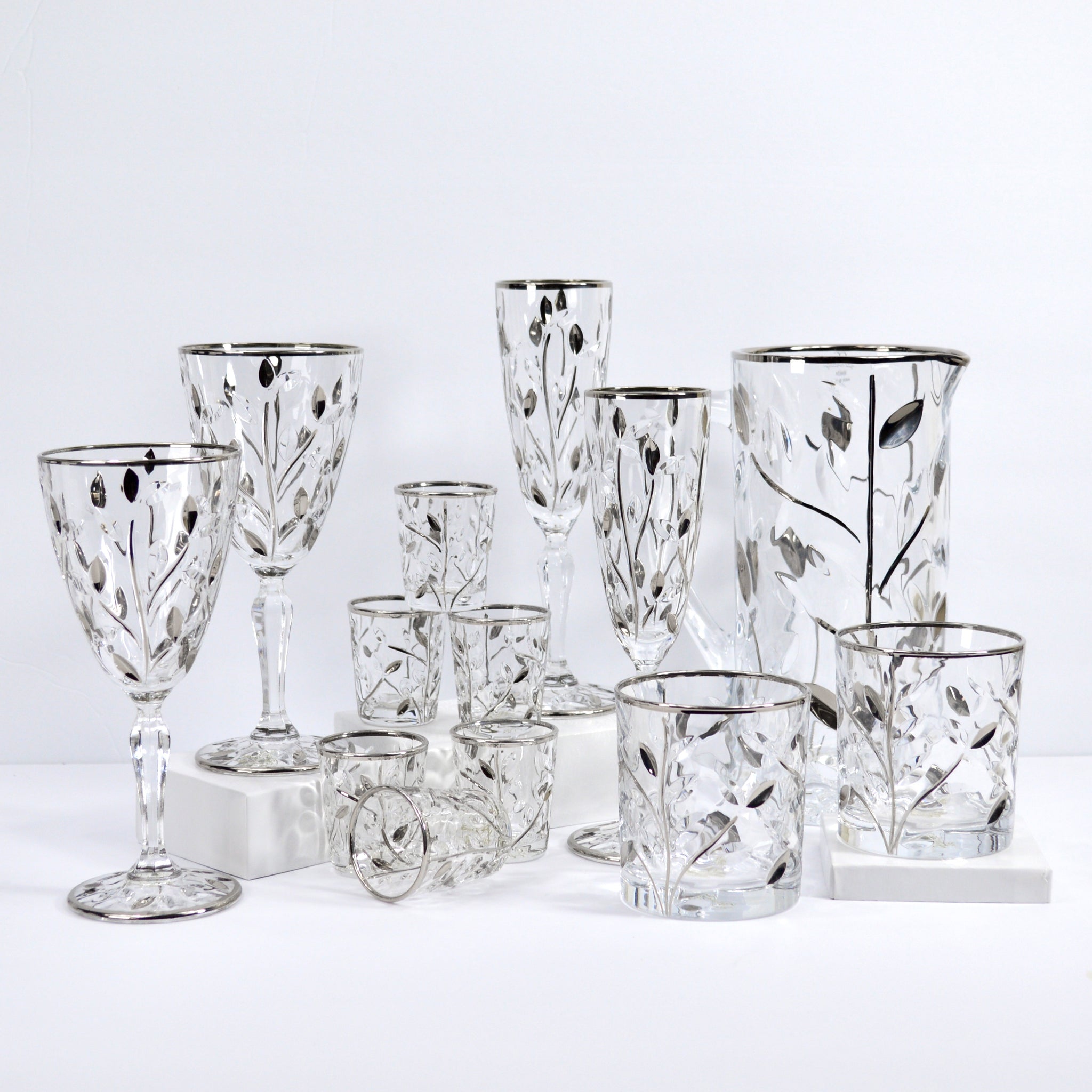 Flowervine Platinum Champagne Glasses, Set of 2 - My Italian Decor