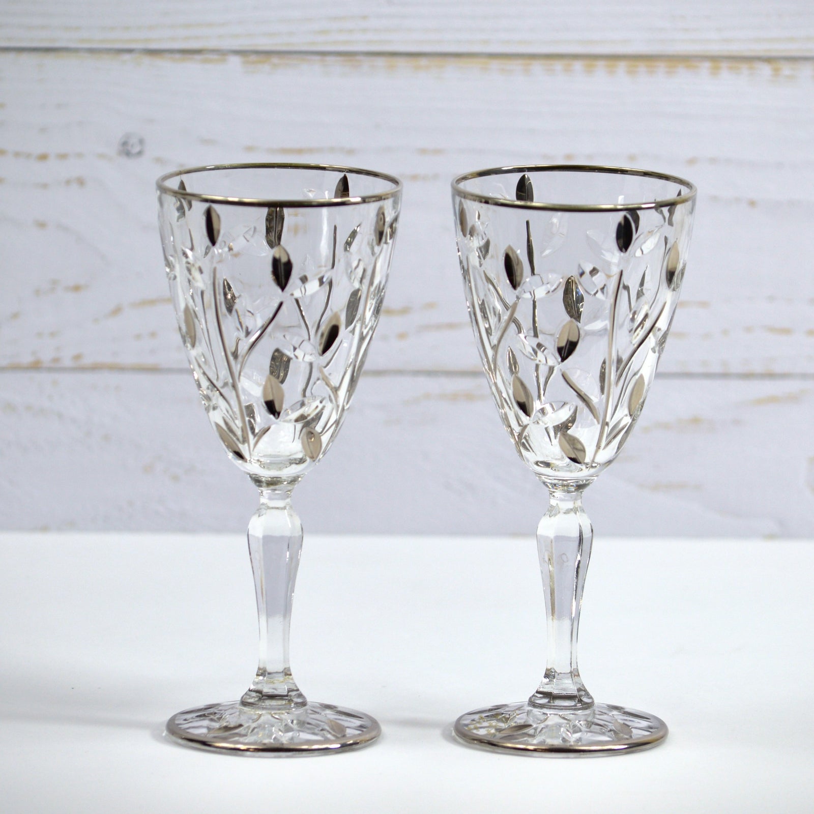 2 Vintage 1950s Italian Champagne Glasses Etched Crystal Martini