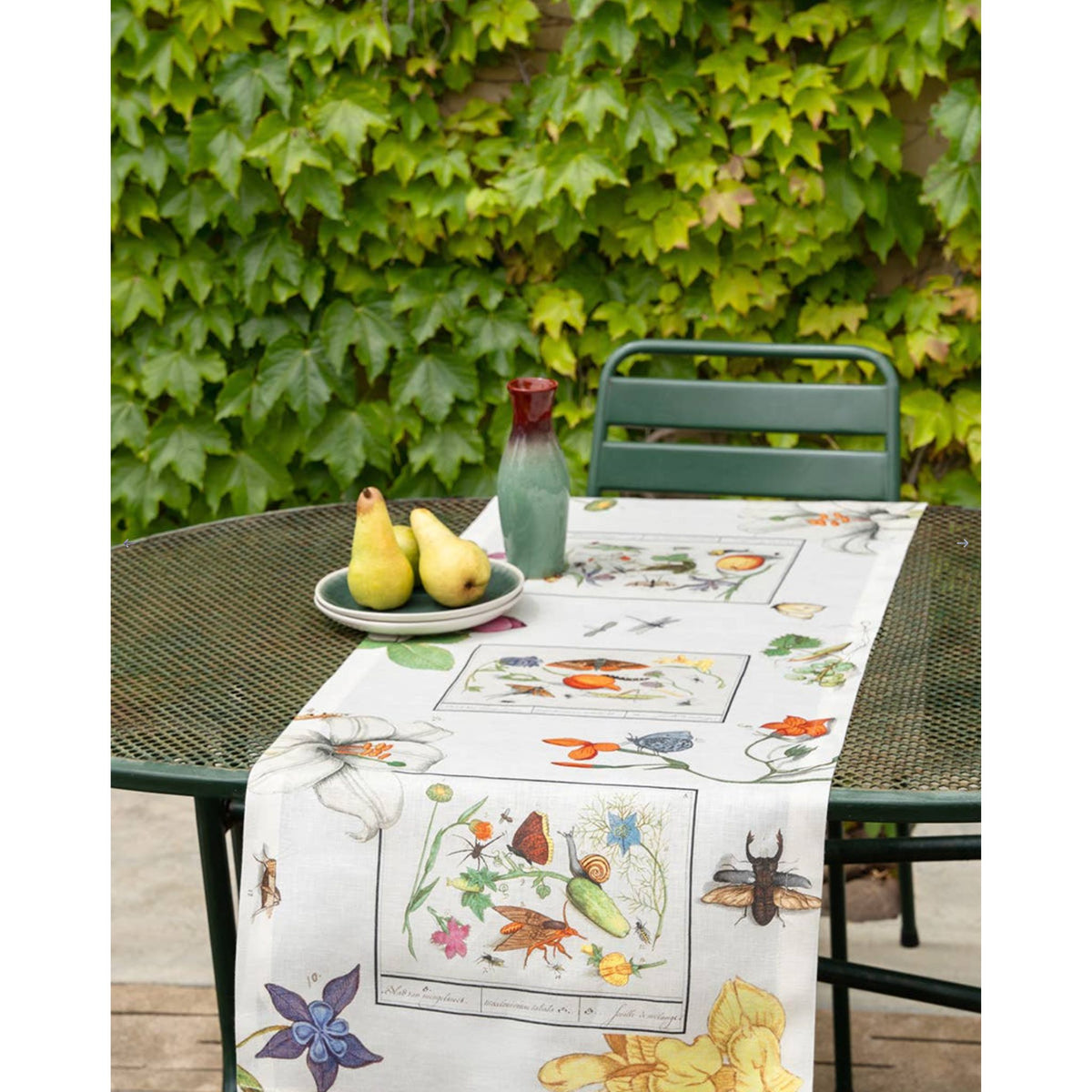 Wildlife Table Runner, 100% Linen, Made in Italy