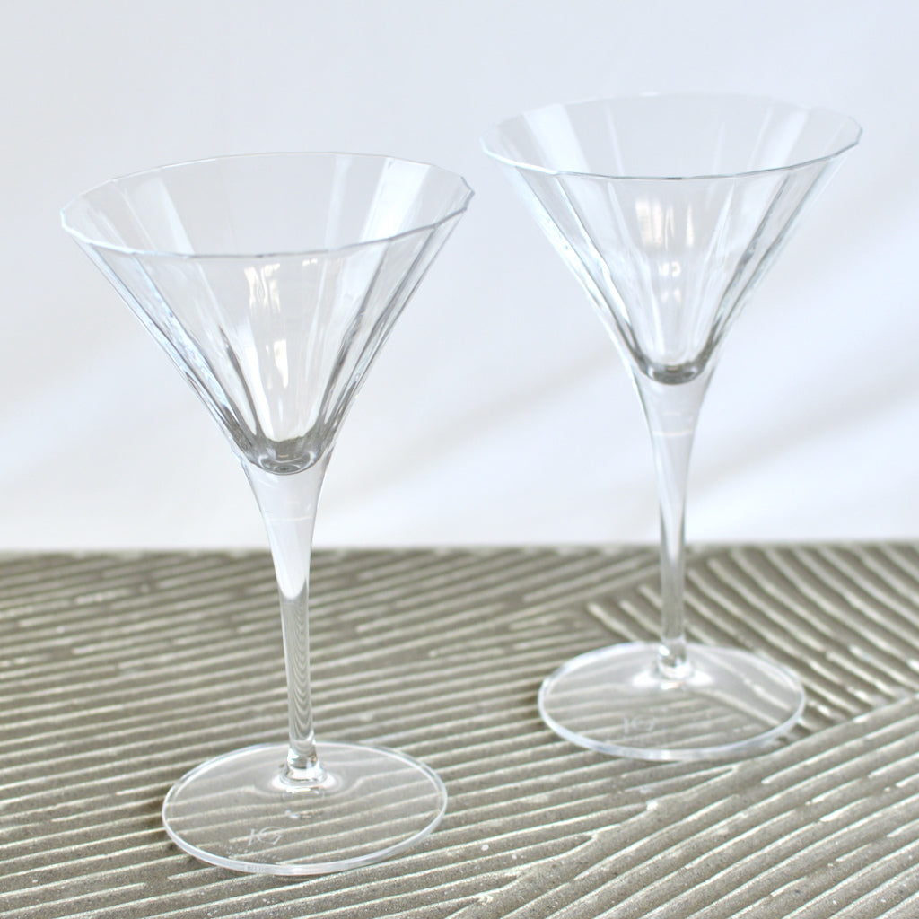 Set of two clear Italian wine martini glasses by Bach from My Italian Decor, featuring elegant stemmed design and transparent glass.