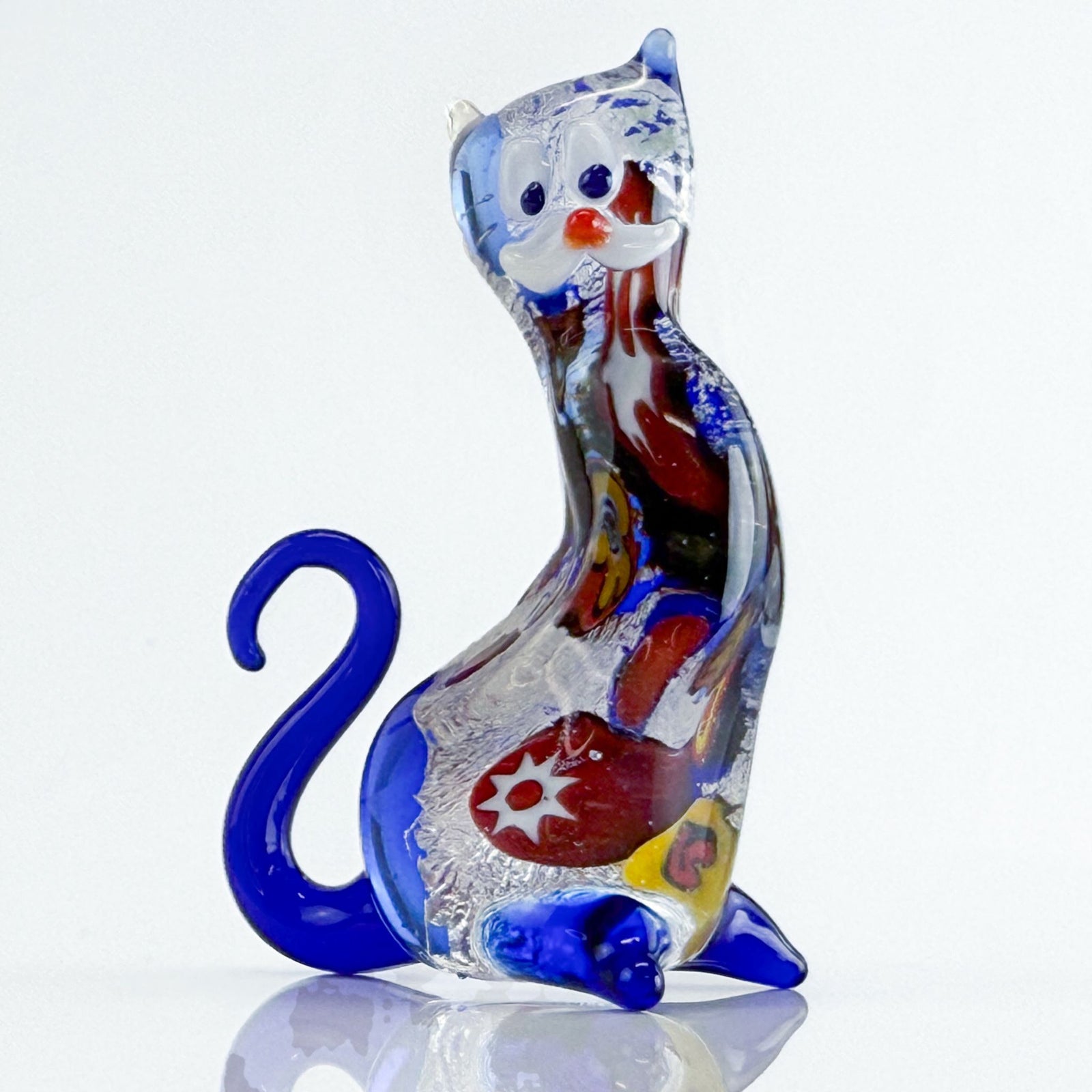 Colorful Murano glass cat figurine featuring millefiori design, made in Italy by My Italian Decor.