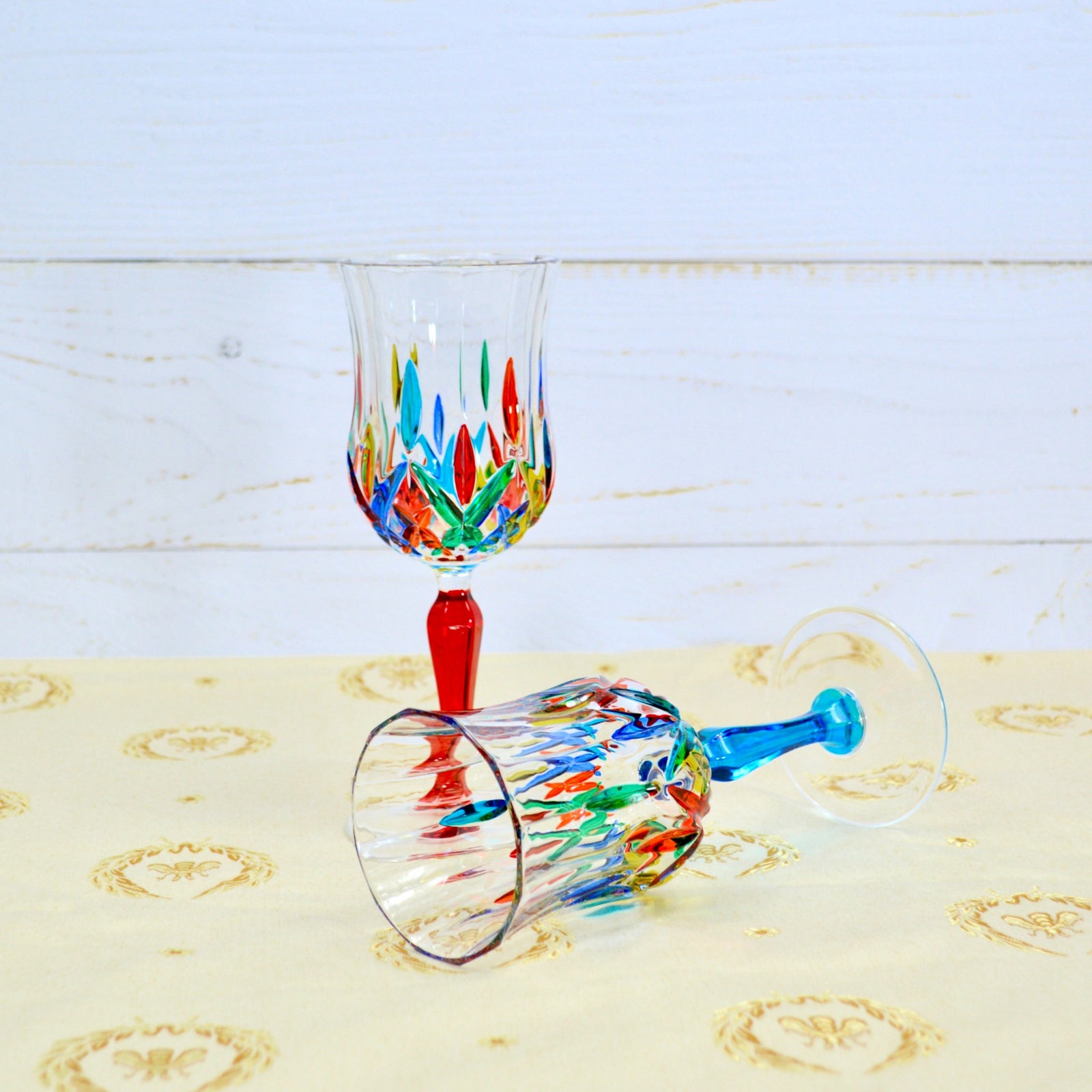 Set of two DZ Opera wine glasses, Italian-crafted clear glassware for enjoying red or white wine elegantly.