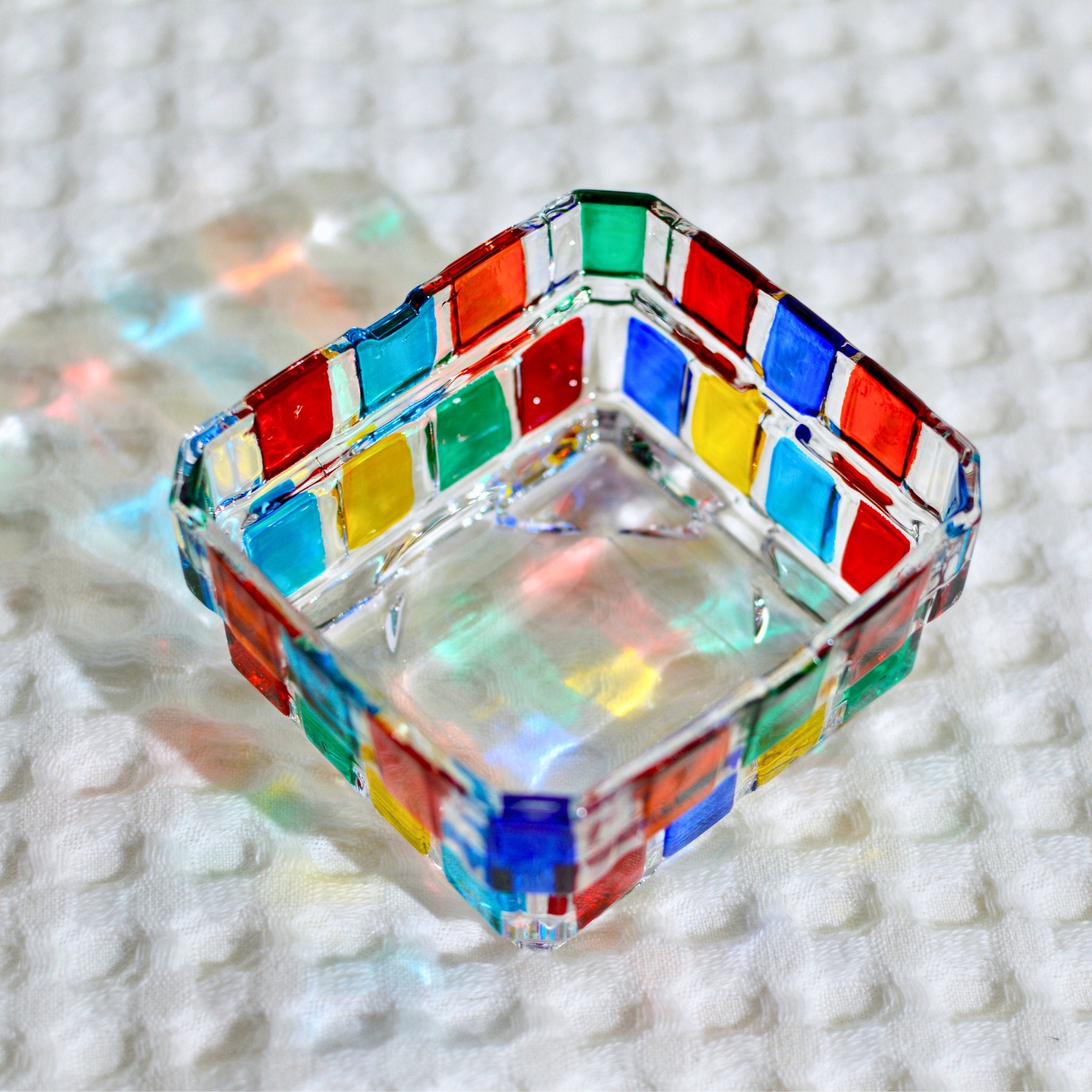 Elegant Pisa Italian crystal square bowl by MyItalianDecor, showcasing its clear, decorative design made in Italy.