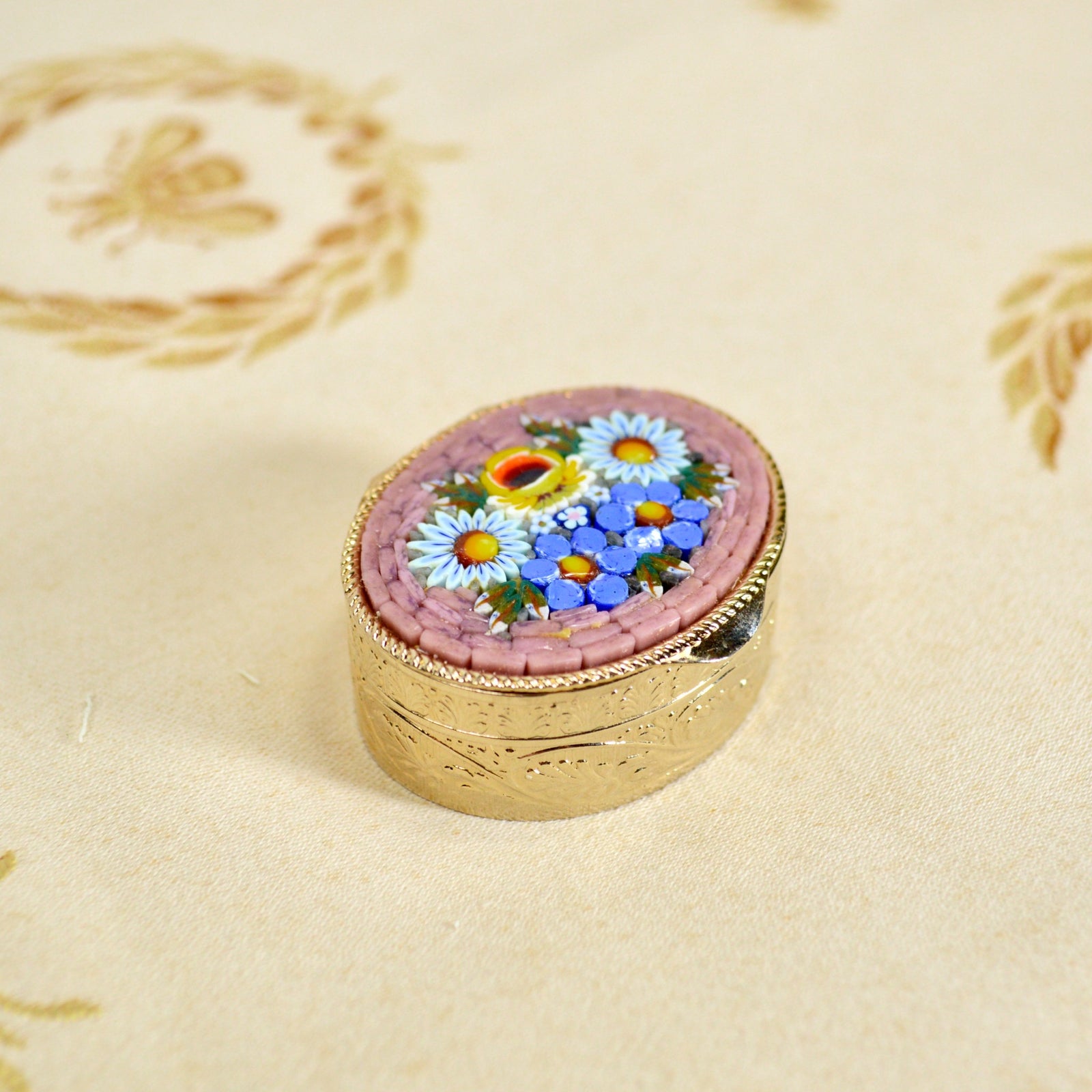 Art Deco Flower Micro Mosaic Small Oval Brooch - Vintage Italian