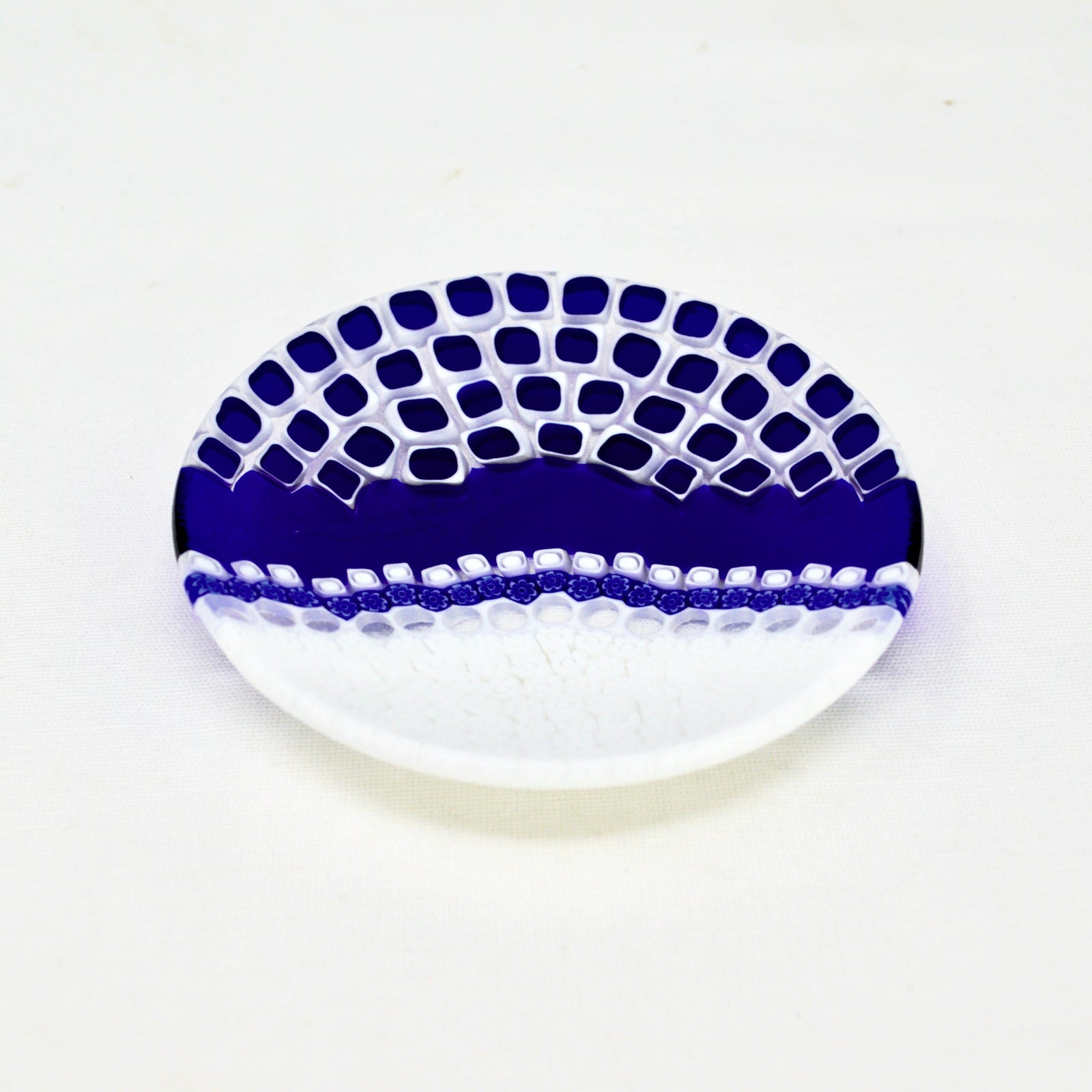 Round Murano Glass Luca Dish with Millefiori, Cobalt & White, Made in Italy - My Italian Decor