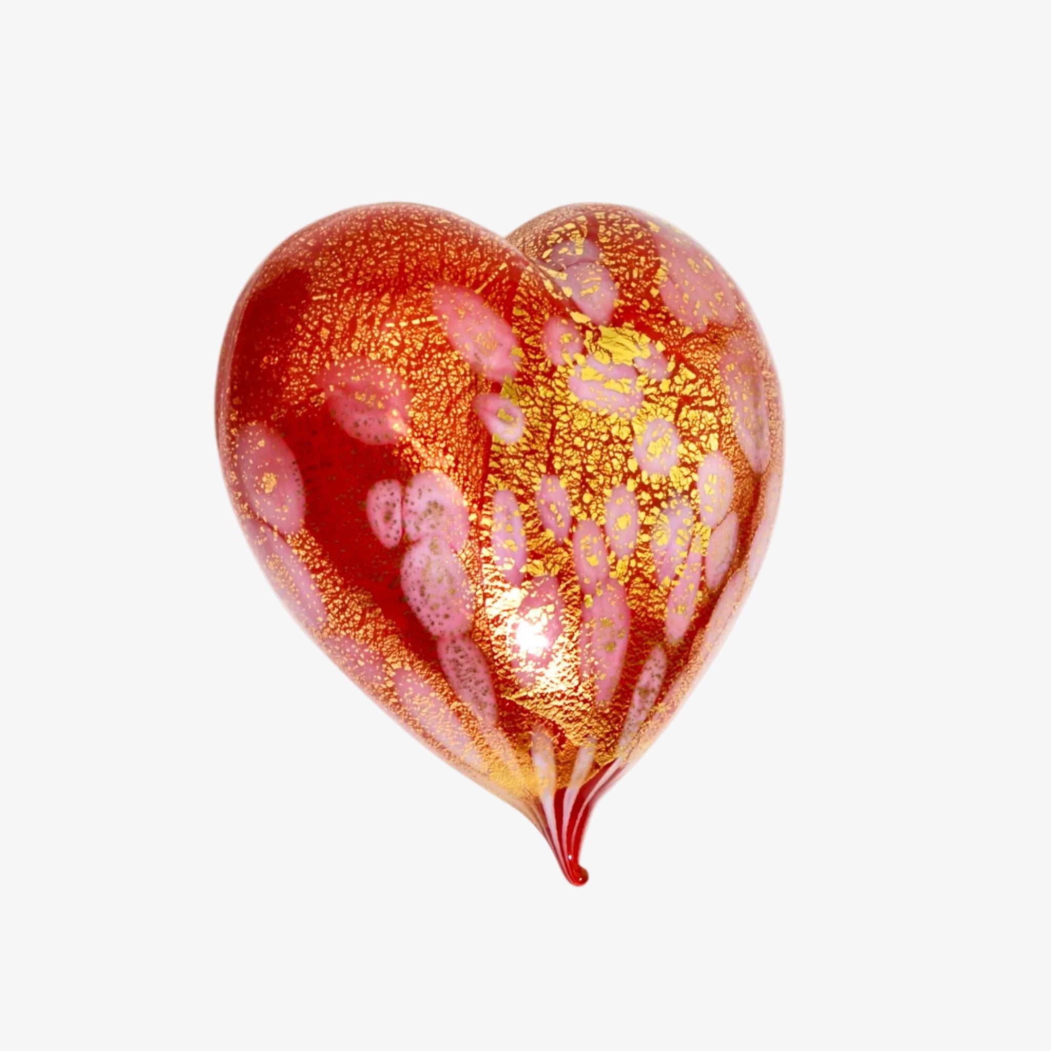 Murano blown glass heart figurine with red macchia pattern and 24 kt gold patina, featuring snowy red opaque glass.