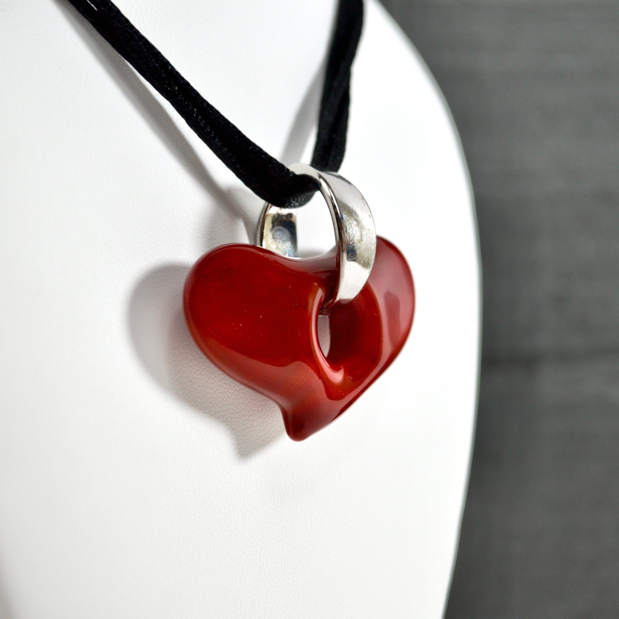 Aazon.co: Glass Of Venice Italian Urano Glass Heart Necklace - Gold