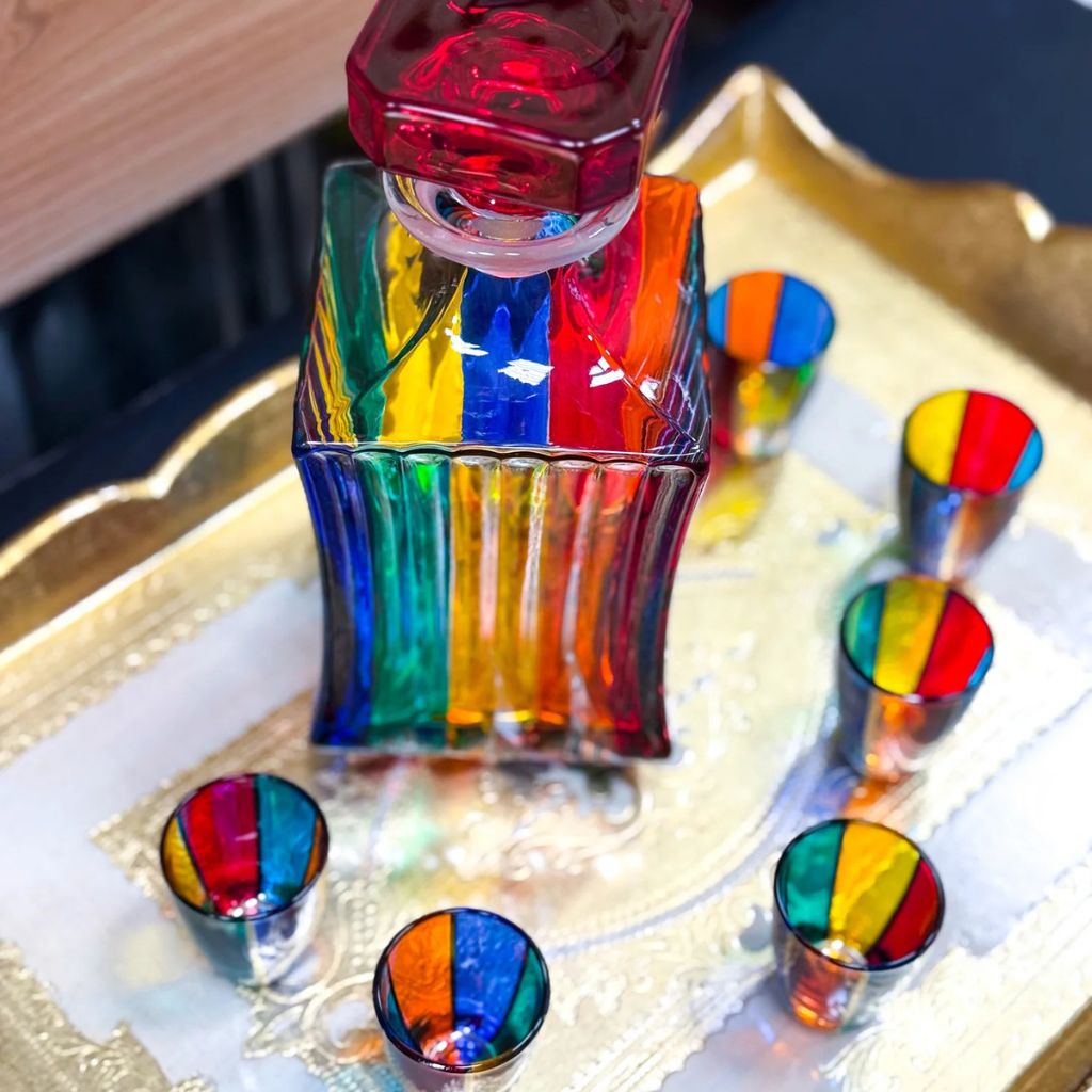 Hand-painted Italian crystal decanter by MyItalianDecor, featuring intricate designs and elegant craftsmanship.